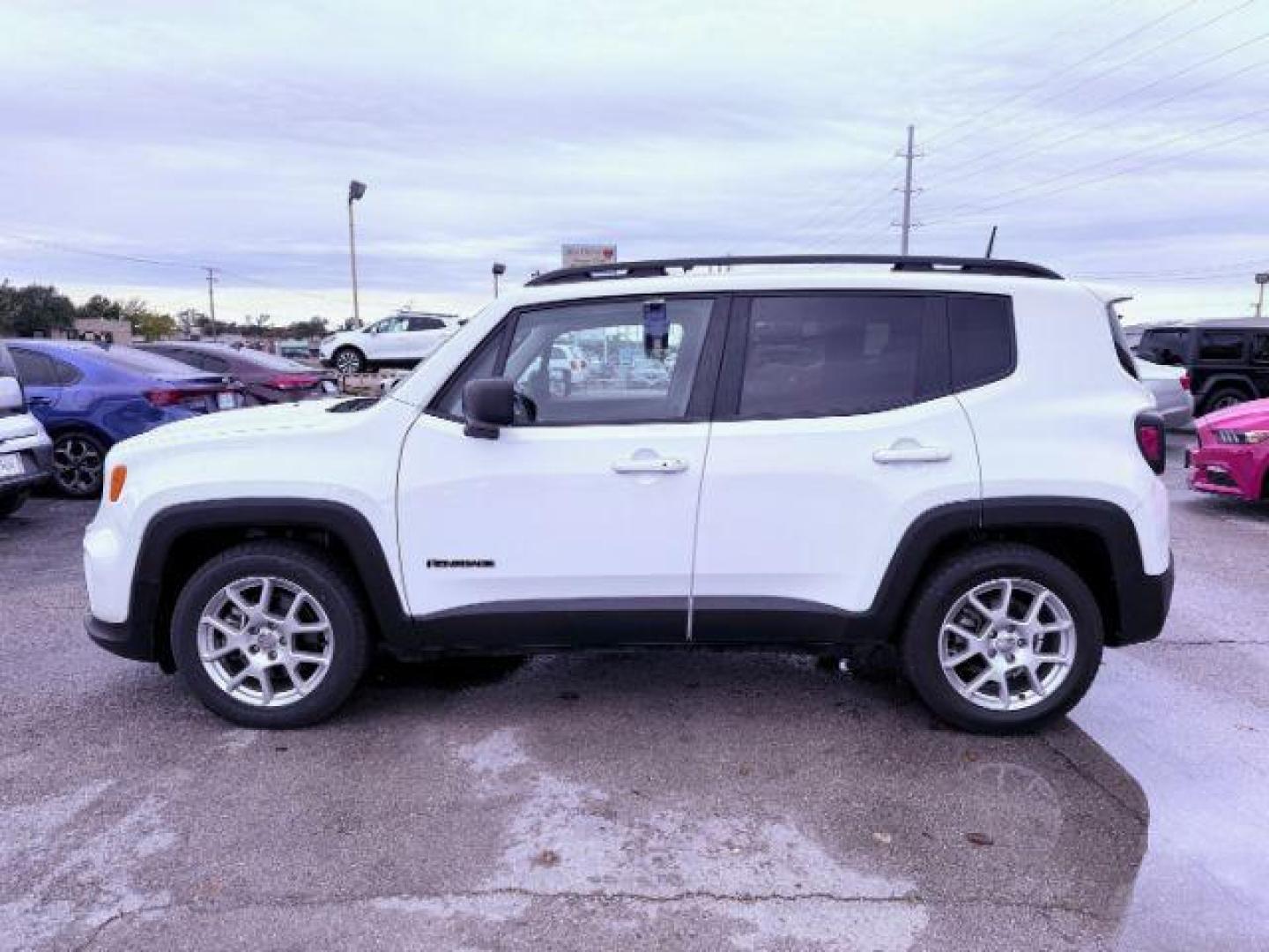 2020 WHITE Jeep Renegade Sport (ZACNJAAB8LP) with an 2.4L L4 DOHC 16V engine, 9-Speed Automatic transmission, located at 2715 W Pioneer Pkwy, Arlington, TX, 76013, (817) 265-9009, 32.710262, -97.153236 - Photo#1