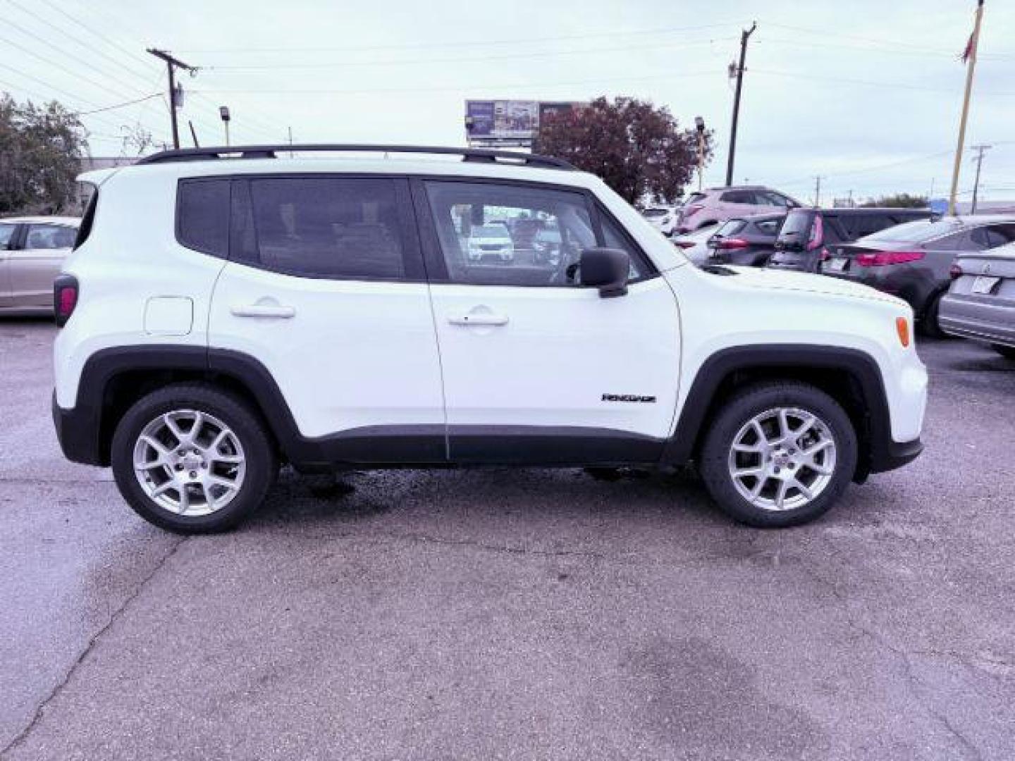 2020 WHITE Jeep Renegade Sport (ZACNJAAB8LP) with an 2.4L L4 DOHC 16V engine, 9-Speed Automatic transmission, located at 2715 W Pioneer Pkwy, Arlington, TX, 76013, (817) 265-9009, 32.710262, -97.153236 - Photo#5
