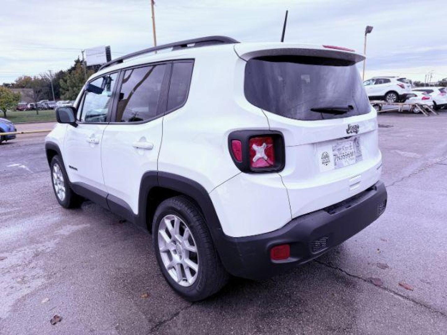 2020 WHITE Jeep Renegade Sport (ZACNJAAB8LP) with an 2.4L L4 DOHC 16V engine, 9-Speed Automatic transmission, located at 2715 W Pioneer Pkwy, Arlington, TX, 76013, (817) 265-9009, 32.710262, -97.153236 - Photo#8