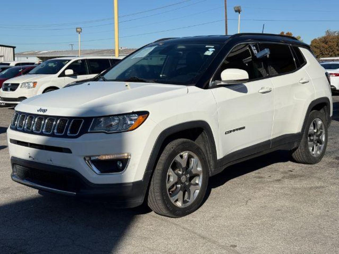 2017 WHITE Jeep Compass Limited 4WD (3C4NJDCB3HT) with an 2.4L L4 DOHC 16V engine, Continuously Variable Transmission transmission, located at 2715 W Pioneer Pkwy, Arlington, TX, 76013, (817) 265-9009, 32.710262, -97.153236 - Photo#22