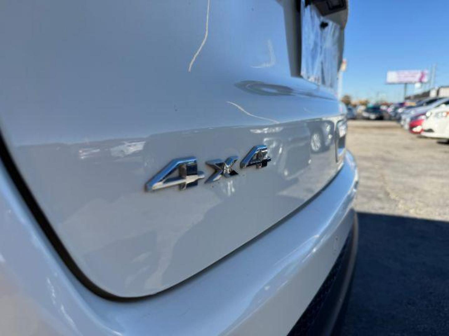 2017 WHITE Jeep Compass Limited 4WD (3C4NJDCB3HT) with an 2.4L L4 DOHC 16V engine, Continuously Variable Transmission transmission, located at 2715 W Pioneer Pkwy, Arlington, TX, 76013, (817) 265-9009, 32.710262, -97.153236 - Photo#29