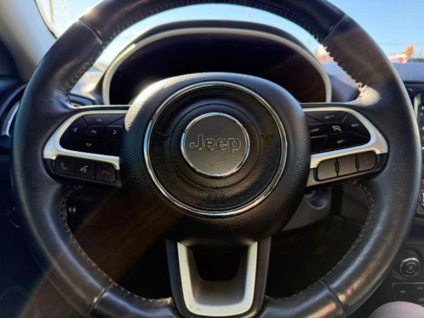 2017 WHITE Jeep Compass Limited 4WD (3C4NJDCB3HT) with an 2.4L L4 DOHC 16V engine, Continuously Variable Transmission transmission, located at 2715 W Pioneer Pkwy, Arlington, TX, 76013, (817) 265-9009, 32.710262, -97.153236 - Photo#19
