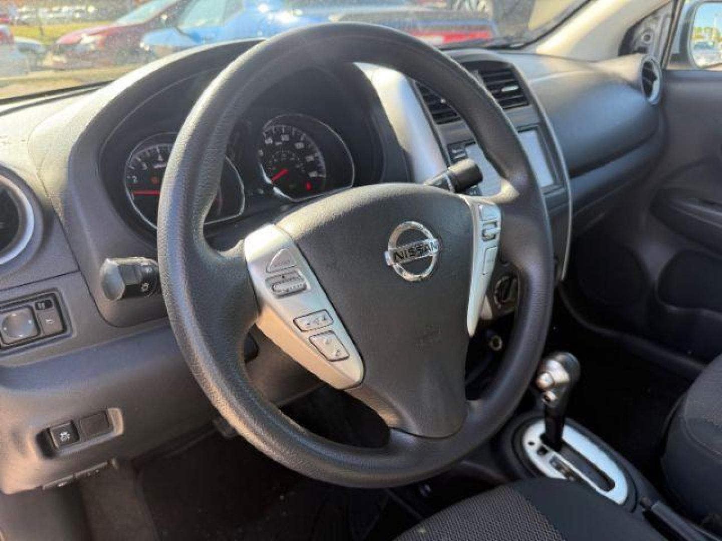 2019 SILVER Nissan Versa 1.6 SV Sedan (3N1CN7AP3KL) with an 1.6L L4 DOHC 16V engine, Continuously Variable Transmission transmission, located at 2715 W Pioneer Pkwy, Arlington, TX, 76013, (817) 265-9009, 32.710262, -97.153236 - Photo#15