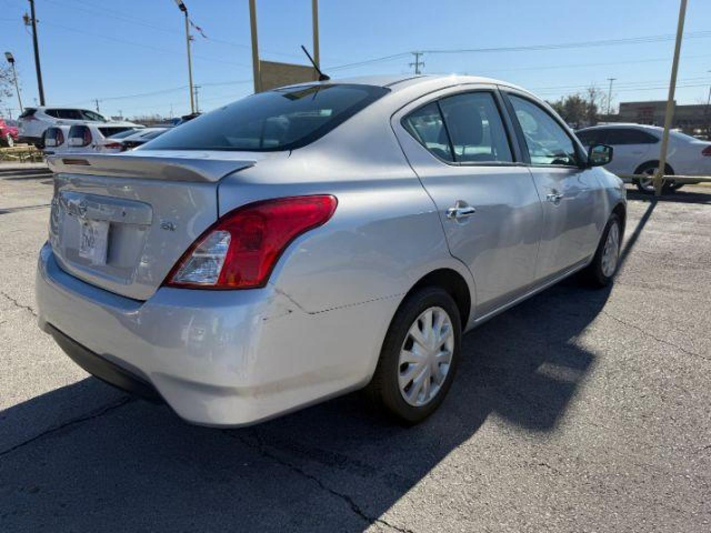 2019 SILVER Nissan Versa 1.6 SV Sedan (3N1CN7AP3KL) with an 1.6L L4 DOHC 16V engine, Continuously Variable Transmission transmission, located at 2715 W Pioneer Pkwy, Arlington, TX, 76013, (817) 265-9009, 32.710262, -97.153236 - Photo#7
