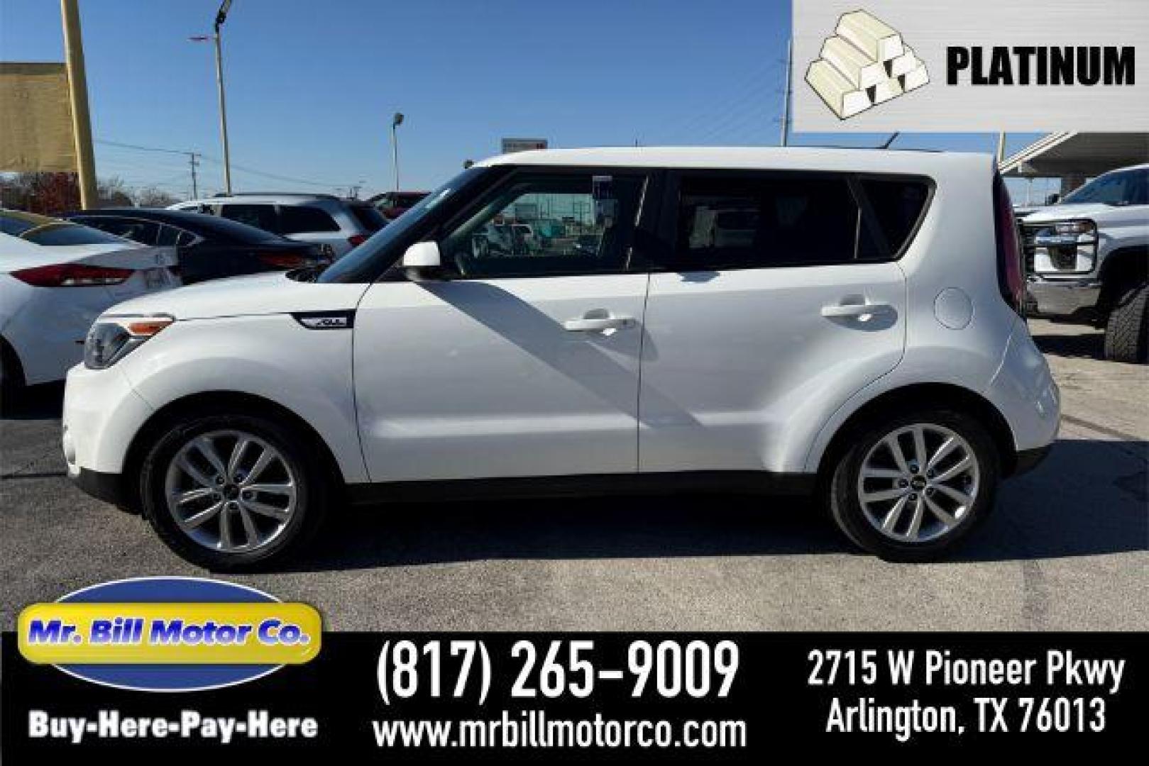 2018 WHITE Kia Soul + (KNDJP3A56J7) with an 2.0L L4 DOHC 16V engine, 6-Speed Automatic transmission, located at 2715 W Pioneer Pkwy, Arlington, TX, 76013, (817) 265-9009, 32.710262, -97.153236 - Photo#0