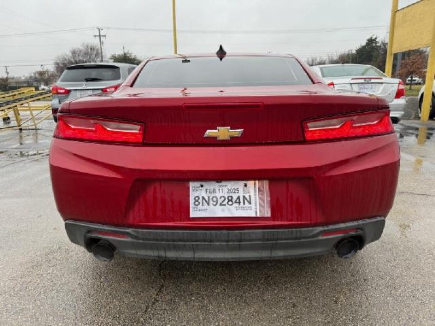 2018 RED CHEVROLET CAMARO 1LT (1G1FB1RX6J0) , located at 2715 W Pioneer Pkwy, Arlington, TX, 76013, (817) 265-9009, 32.710262, -97.153236 - Photo#6