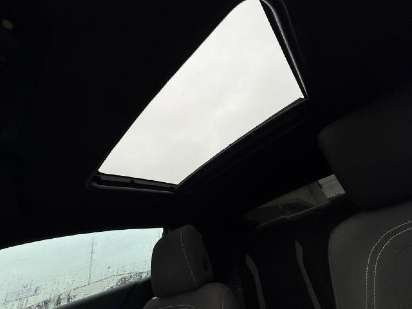 2018 RED CHEVROLET CAMARO 1LT (1G1FB1RX6J0) , located at 2715 W Pioneer Pkwy, Arlington, TX, 76013, (817) 265-9009, 32.710262, -97.153236 - Photo#15