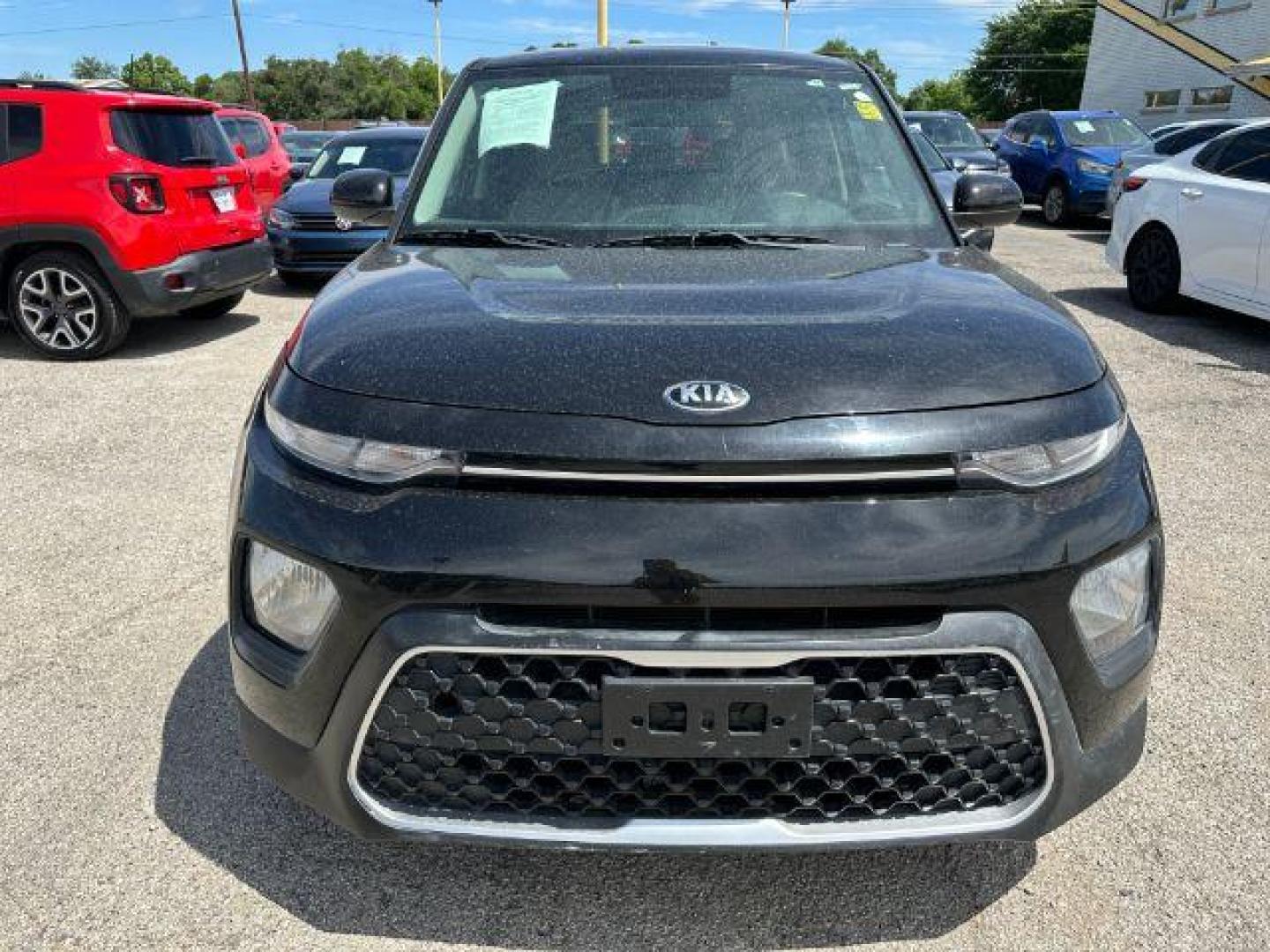 2020 BLACK KIA SOUL LX (KNDJ23AU0L7) , located at 2715 W Pioneer Pkwy, Arlington, TX, 76013, (817) 265-9009, 32.710262, -97.153236 - Photo#4