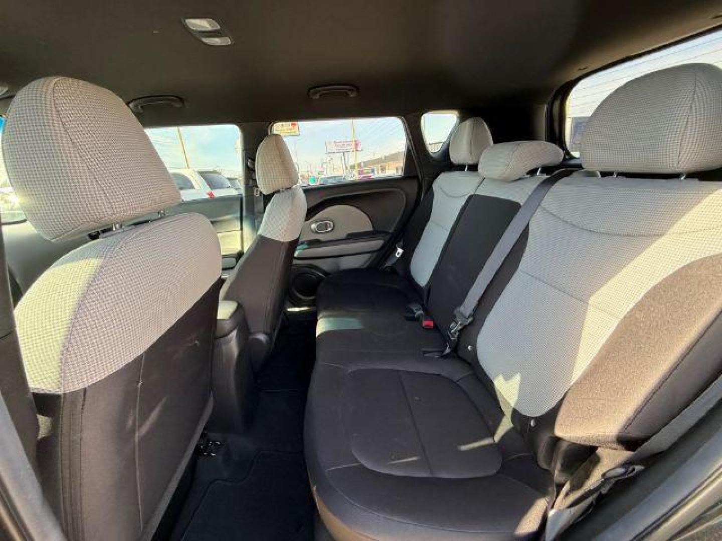 2017 BLACK Kia Soul Base 6A (KNDJN2A2XH7) with an 1.6L L4 DOHC 16V engine, 6-Speed Automatic transmission, located at 2715 W Pioneer Pkwy, Arlington, TX, 76013, (817) 265-9009, 32.710262, -97.153236 - Photo#11