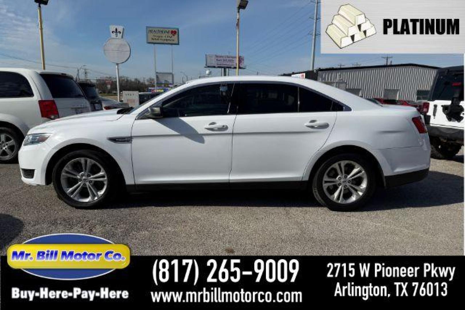 2017 Ford Taurus SE's photo