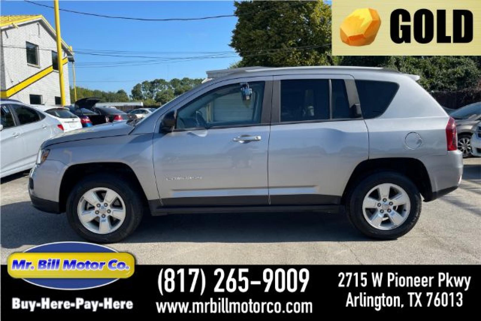 2015 SILVER Jeep Compass Sport FWD (1C4NJCBA2FD) with an 2.0L L4 DOHC 16V engine, located at 2715 W Pioneer Pkwy, Arlington, TX, 76013, (817) 265-9009, 32.710262, -97.153236- Photo#0