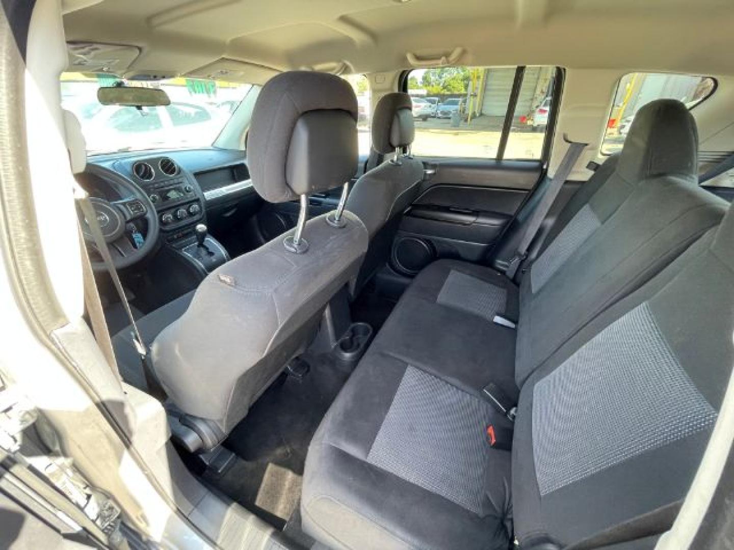 2015 SILVER Jeep Compass Sport FWD (1C4NJCBA2FD) with an 2.0L L4 DOHC 16V engine, located at 2715 W Pioneer Pkwy, Arlington, TX, 76013, (817) 265-9009, 32.710262, -97.153236- Photo#11