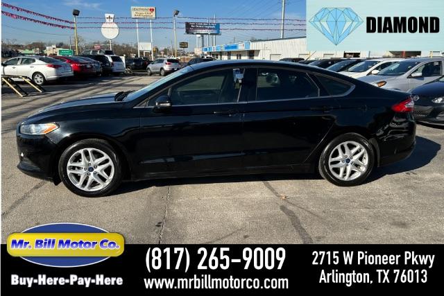 photo of 2018 Ford Fusion SE