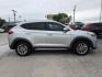 2017 SILVER Hyundai Tucson SE (KM8J33A48HU) with an 2.0L L4 DOHC 16V engine, 6-Speed Automatic transmission, located at 2715 W Pioneer Pkwy, Arlington, TX, 76013, (817) 265-9009, 32.710262, -97.153236 - Photo#6