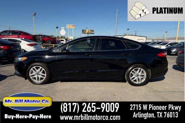 photo of 2016 Ford Fusion SE