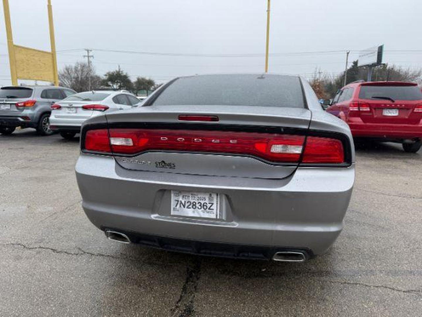 2014 SILVER Dodge Charger SE (2C3CDXBG5EH) with an 3.6L V6 DOHC 24V engine, 5-Speed Automatic transmission, located at 2715 W Pioneer Pkwy, Arlington, TX, 76013, (817) 265-9009, 32.710262, -97.153236 - Photo#8