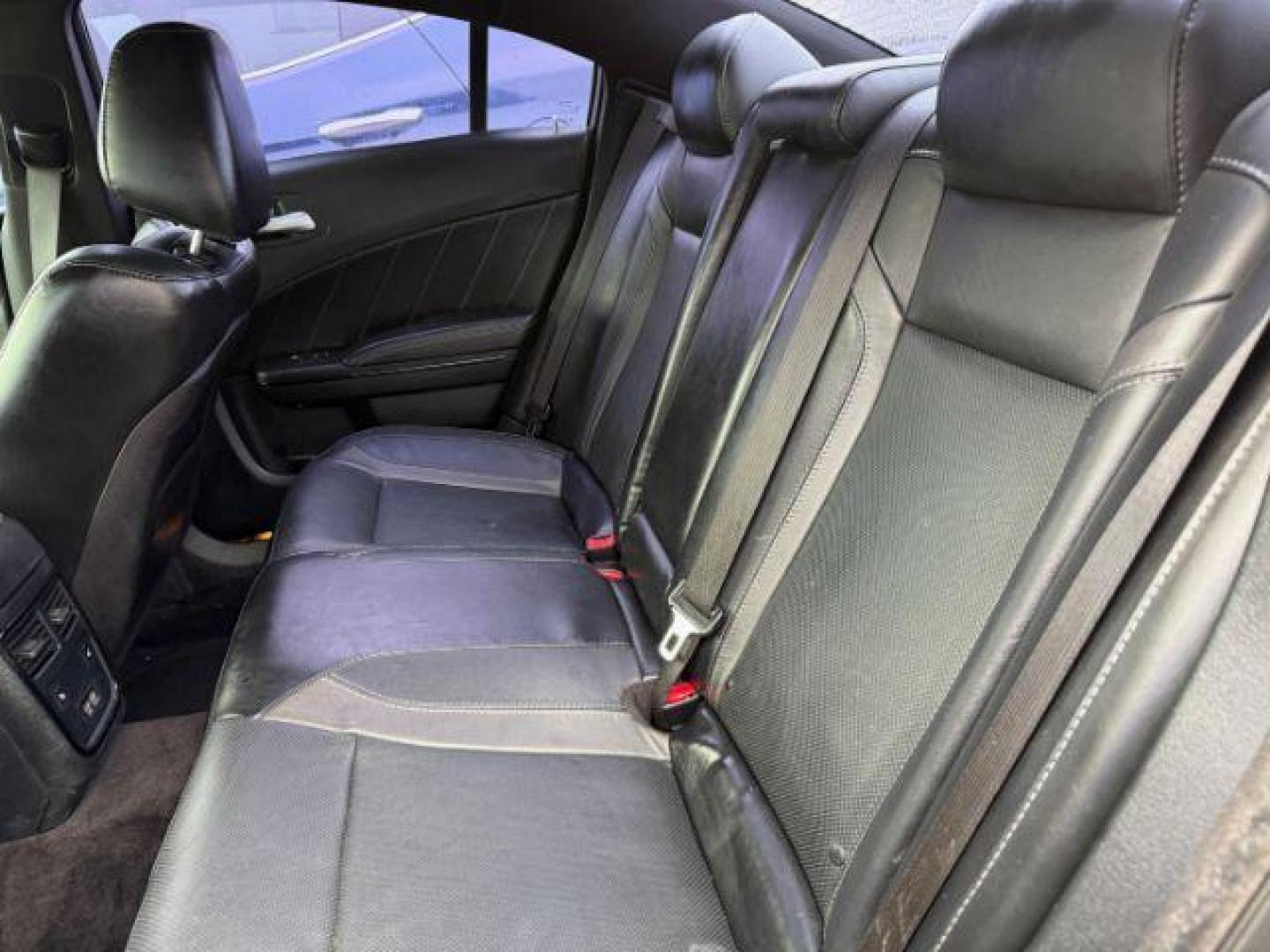 2016 BLUE DODGE CHARGER SXT (2C3CDXHG9GH) , located at 2715 W Pioneer Pkwy, Arlington, TX, 76013, (817) 265-9009, 32.710262, -97.153236 - Photo#9