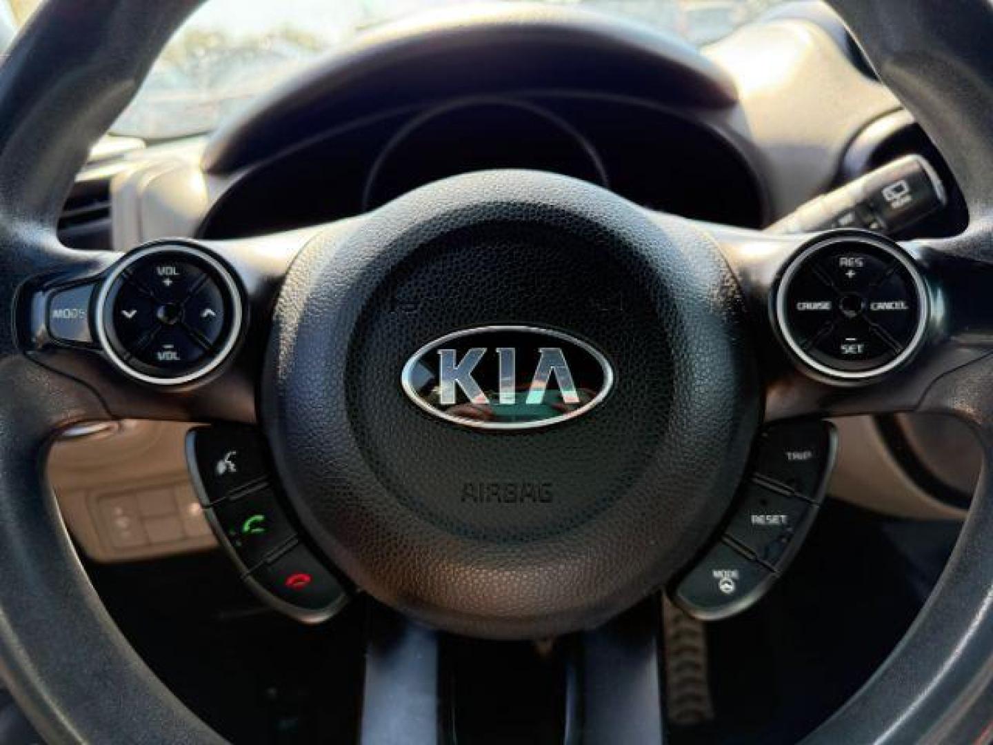 2015 SILVER Kia Soul + (KNDJP3A52F7) with an 2L I-4 gasoline direct injection engine, located at 2715 W Pioneer Pkwy, Arlington, TX, 76013, (817) 265-9009, 32.710262, -97.153236 - Photo#18
