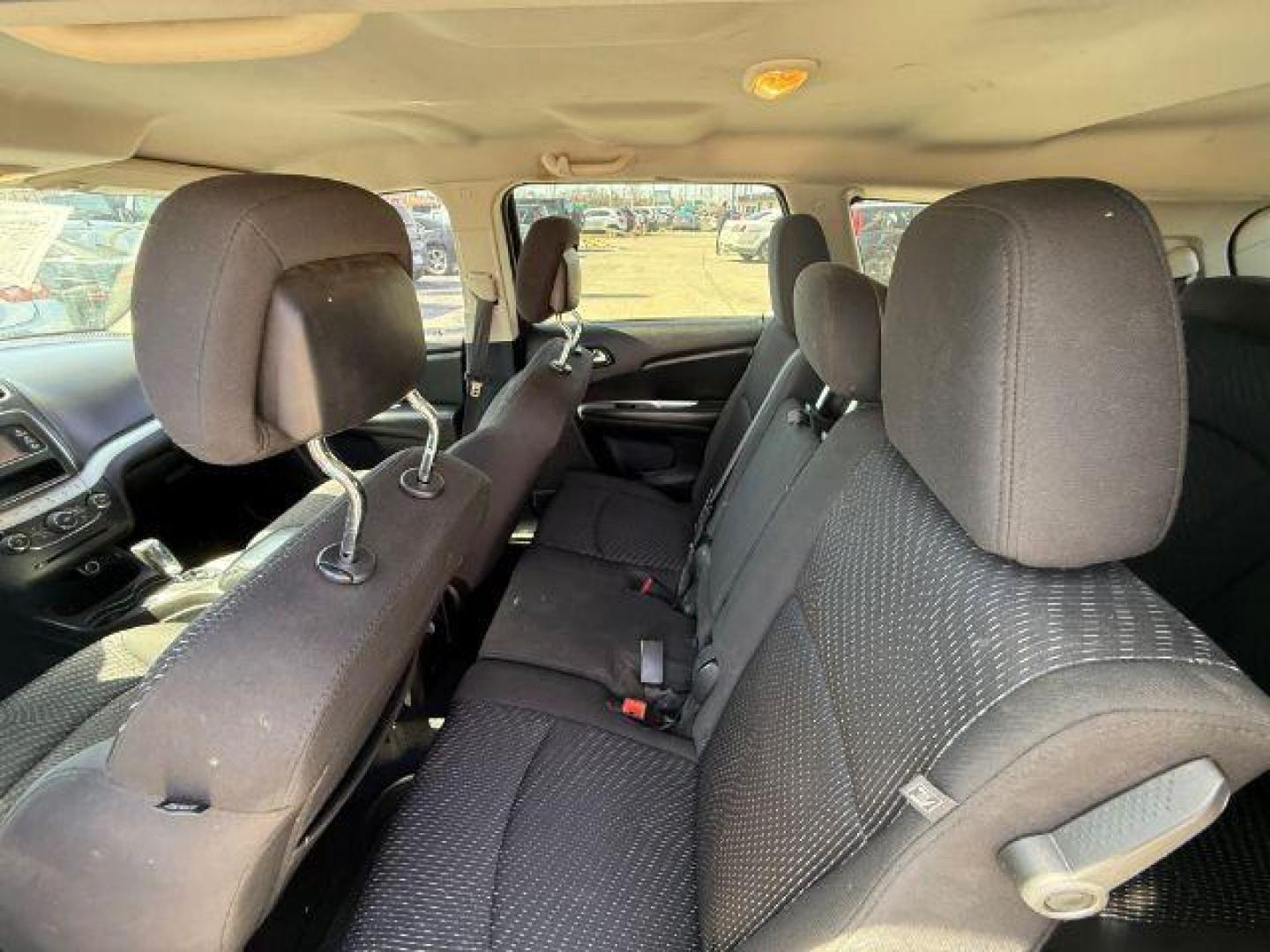 2018 WHITE Dodge Journey SE (3C4PDCAB2JT) with an 2.4L L4 DOHC 16V engine, 4-Speed Automatic transmission, located at 2715 W Pioneer Pkwy, Arlington, TX, 76013, (817) 265-9009, 32.710262, -97.153236 - Photo#12