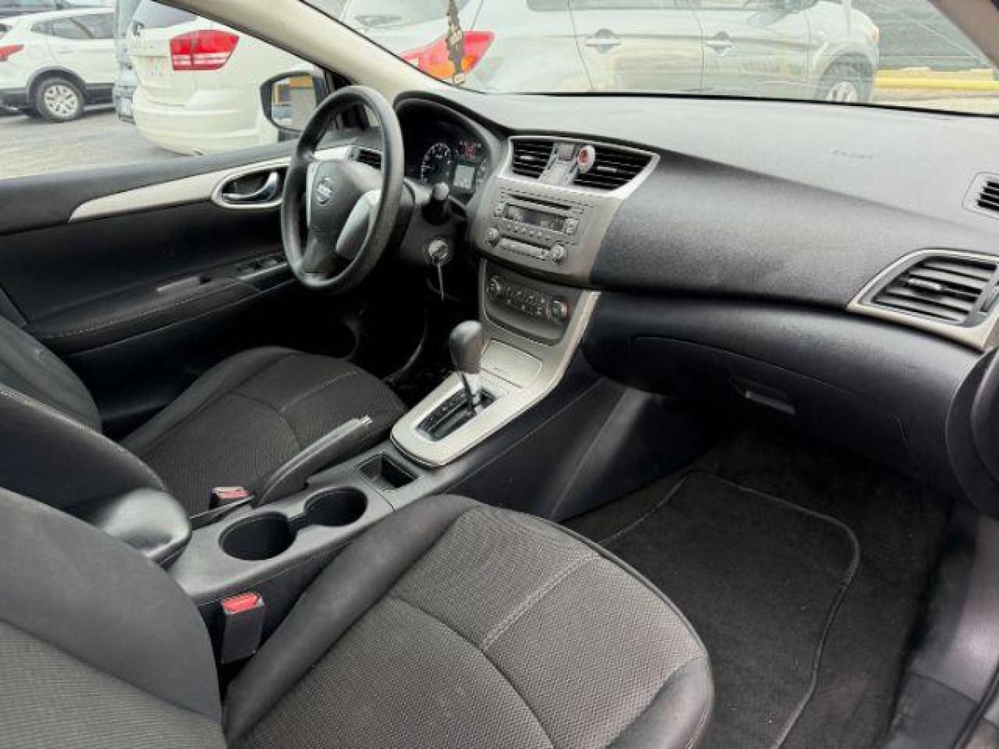 2014 SILVER Nissan Sentra S CVT (3N1AB7AP3EY) with an 1.8L L4 SFI DOHC 16 engine, Continuously Variabl transmission, located at 2715 W Pioneer Pkwy, Arlington, TX, 76013, (817) 265-9009, 32.710262, -97.153236 - Photo#14