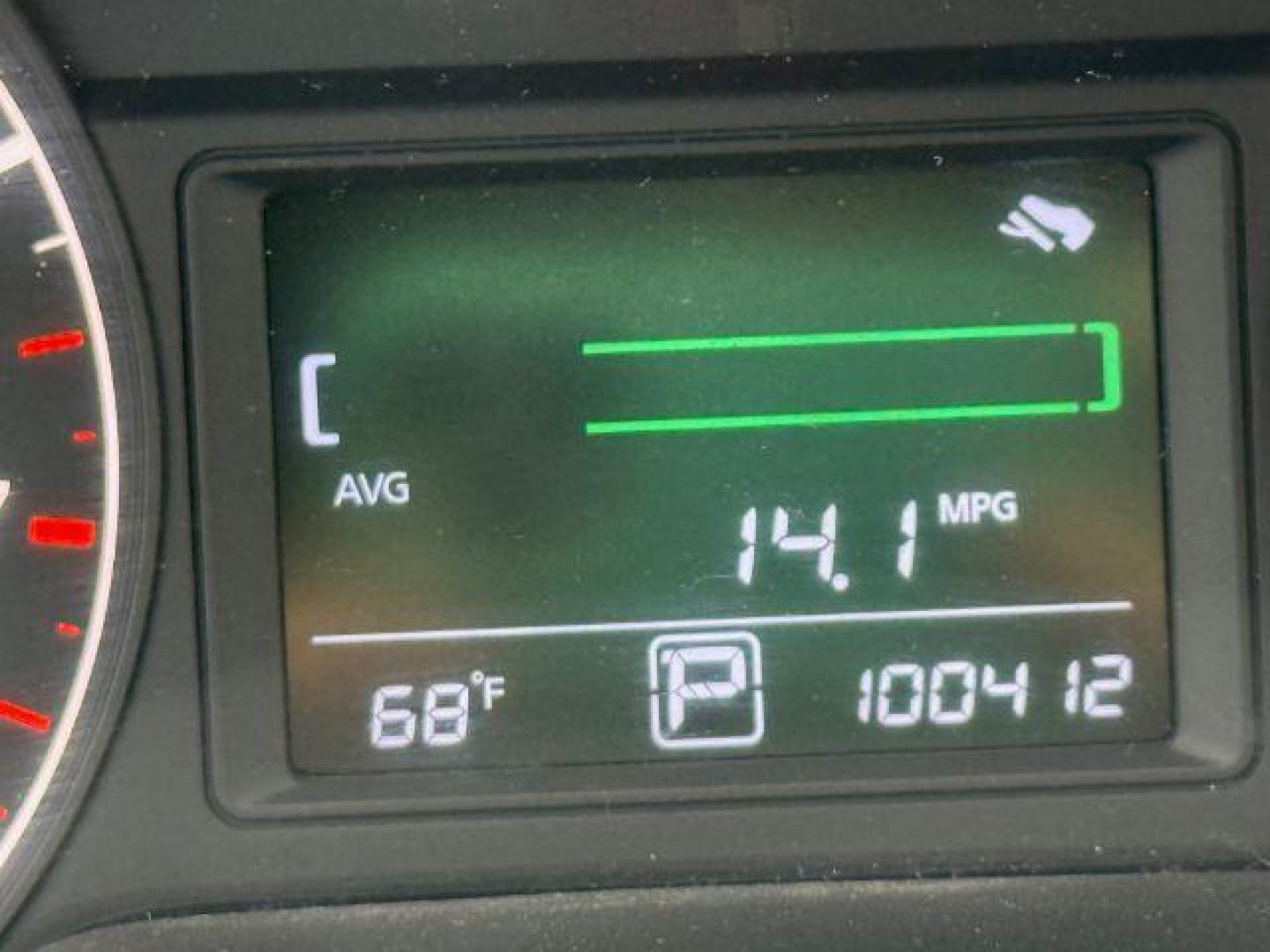 2014 SILVER Nissan Sentra S CVT (3N1AB7AP3EY) with an 1.8L L4 SFI DOHC 16 engine, Continuously Variabl transmission, located at 2715 W Pioneer Pkwy, Arlington, TX, 76013, (817) 265-9009, 32.710262, -97.153236 - Photo#1