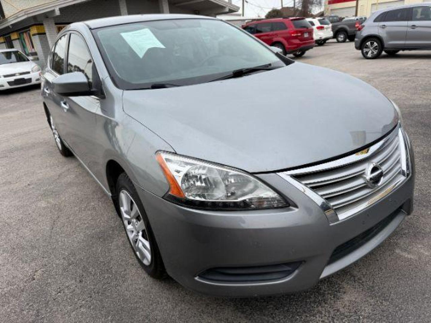 2014 SILVER Nissan Sentra S CVT (3N1AB7AP3EY) with an 1.8L L4 SFI DOHC 16 engine, Continuously Variabl transmission, located at 2715 W Pioneer Pkwy, Arlington, TX, 76013, (817) 265-9009, 32.710262, -97.153236 - Photo#5