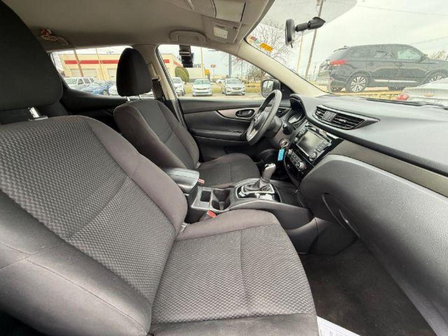 2019 WHITE Nissan Rogue Sport S (JN1BJ1CP4KW) with an 2.0L L4 DOHC 16V engine, Continuously Variable Transmission transmission, located at 2715 W Pioneer Pkwy, Arlington, TX, 76013, (817) 265-9009, 32.710262, -97.153236 - Photo#11