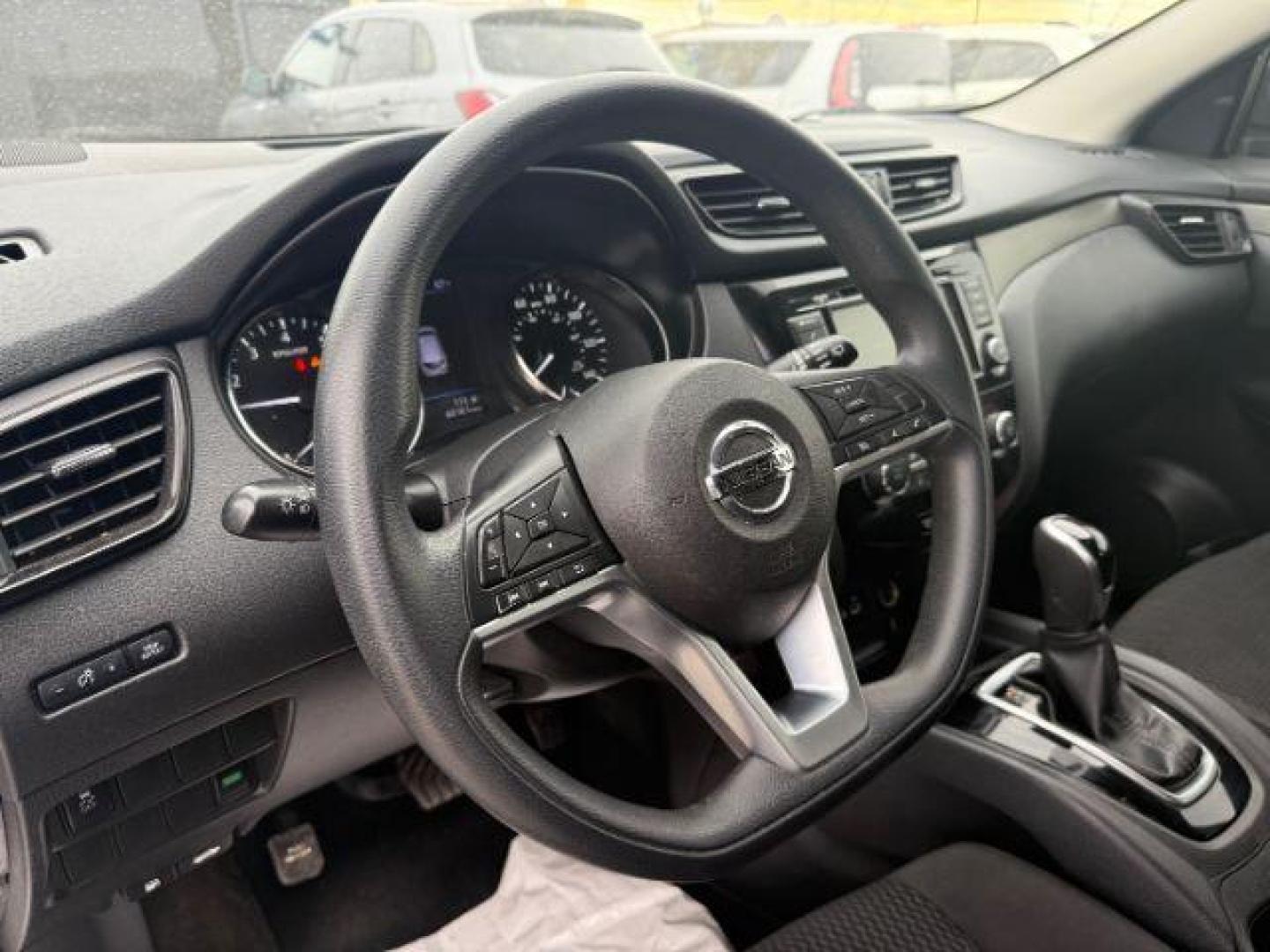 2019 WHITE Nissan Rogue Sport S (JN1BJ1CP4KW) with an 2.0L L4 DOHC 16V engine, Continuously Variable Transmission transmission, located at 2715 W Pioneer Pkwy, Arlington, TX, 76013, (817) 265-9009, 32.710262, -97.153236 - Photo#15