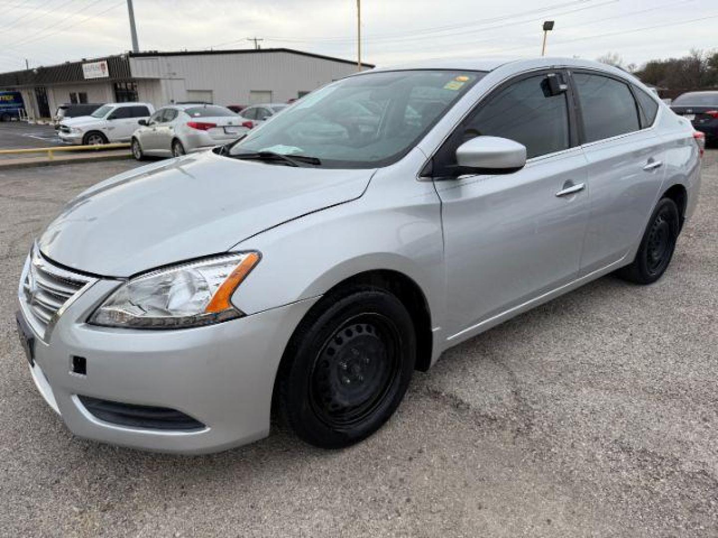 2013 SILVER Nissan Sentra SL (1N4AB7AP8DN) with an 1.8L L4 SFI DOHC 16 engine, Continuously Variabl transmission, located at 2715 W Pioneer Pkwy, Arlington, TX, 76013, (817) 265-9009, 32.710262, -97.153236 - Photo#2