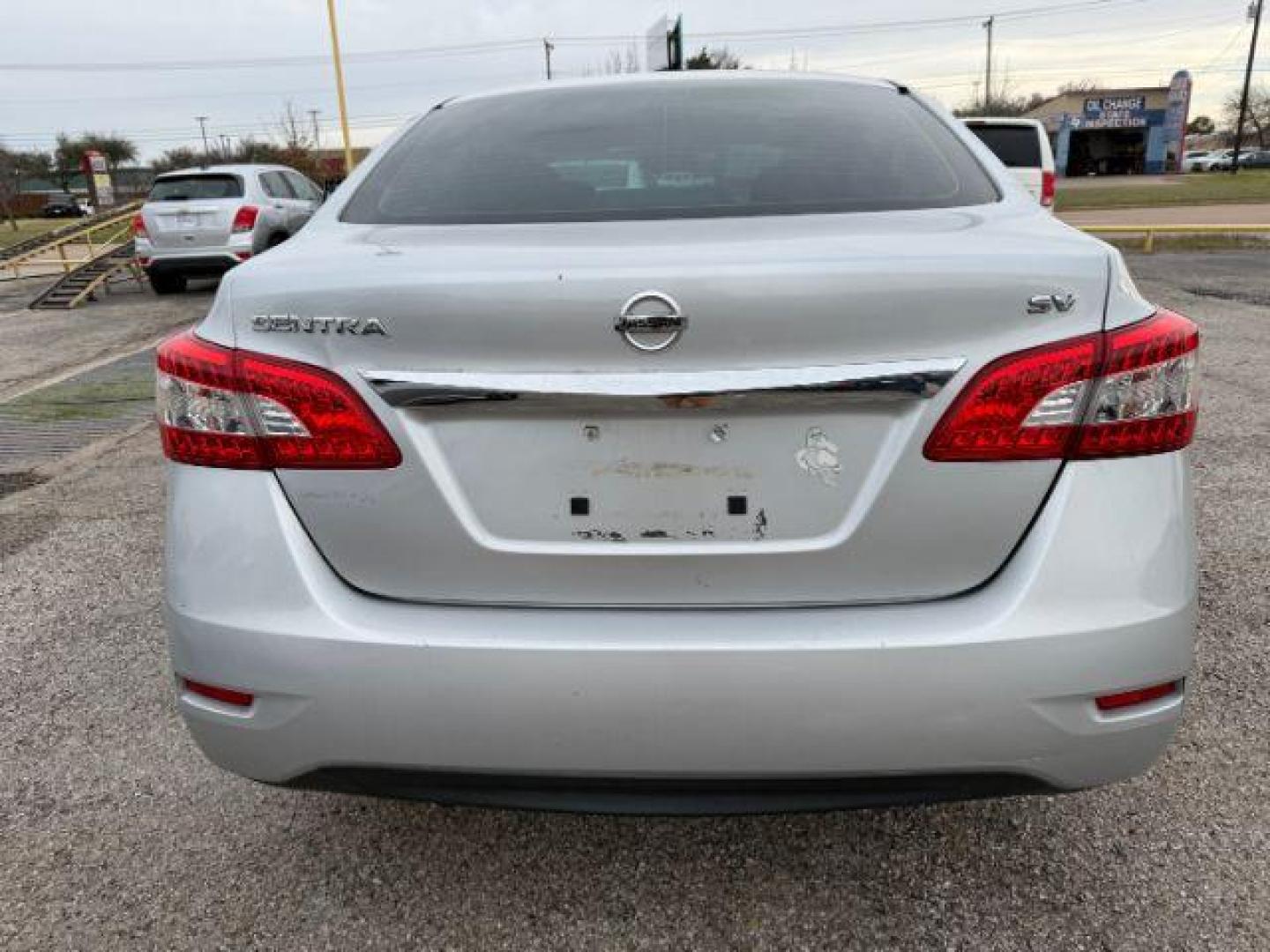 2013 SILVER Nissan Sentra SL (1N4AB7AP8DN) with an 1.8L L4 SFI DOHC 16 engine, Continuously Variabl transmission, located at 2715 W Pioneer Pkwy, Arlington, TX, 76013, (817) 265-9009, 32.710262, -97.153236 - Photo#6