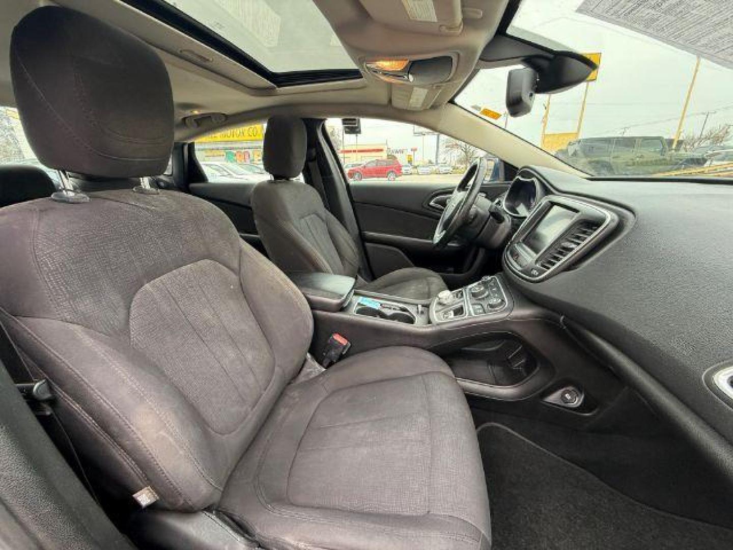 2016 BLUE Chrysler 200 Limited (1C3CCCAB8GN) with an Pentastar 3.6L V-6 DOHC engine, located at 2715 W Pioneer Pkwy, Arlington, TX, 76013, (817) 265-9009, 32.710262, -97.153236 - Photo#11