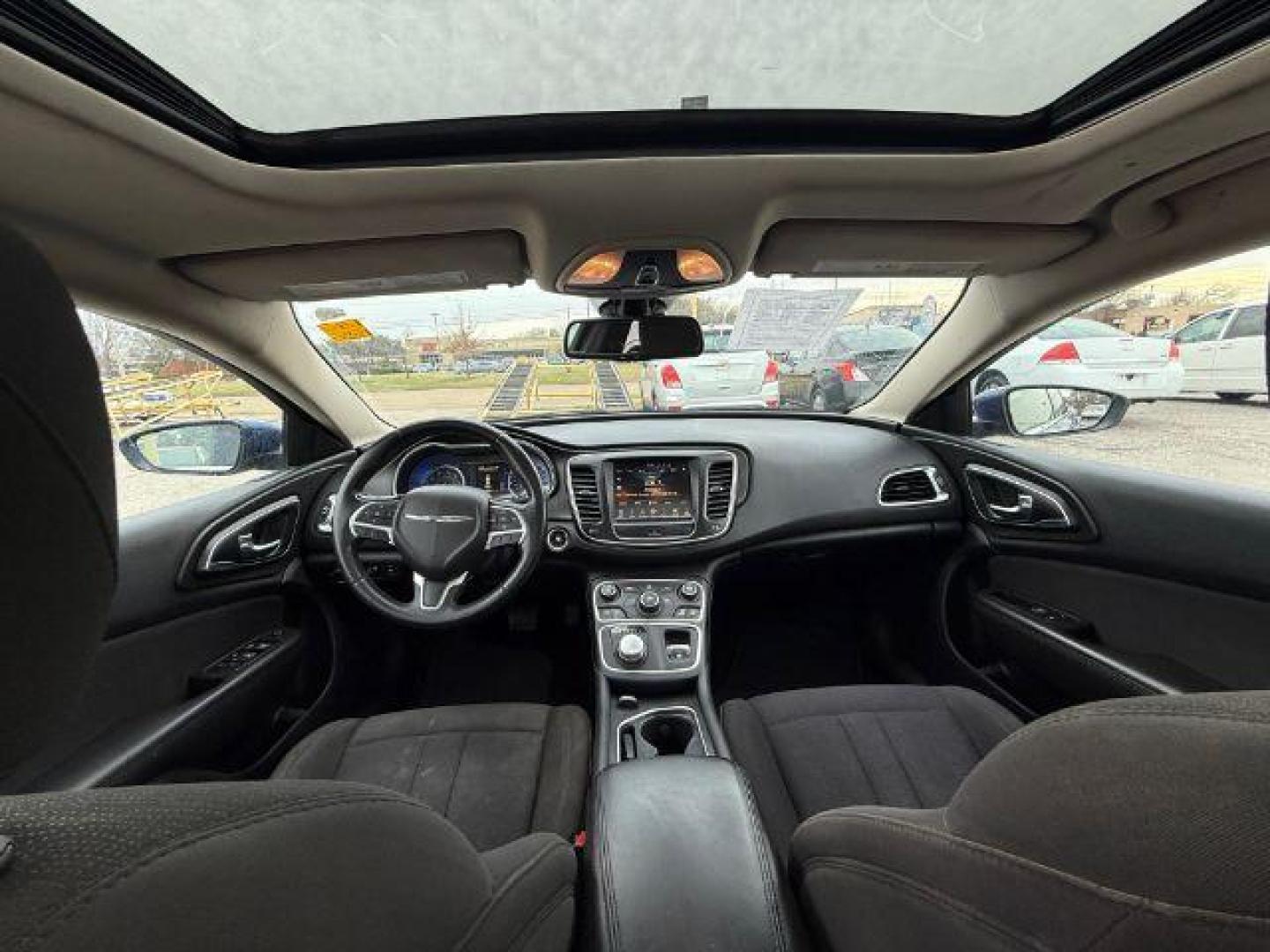 2016 BLUE Chrysler 200 Limited (1C3CCCAB8GN) with an Pentastar 3.6L V-6 DOHC engine, located at 2715 W Pioneer Pkwy, Arlington, TX, 76013, (817) 265-9009, 32.710262, -97.153236 - Photo#13