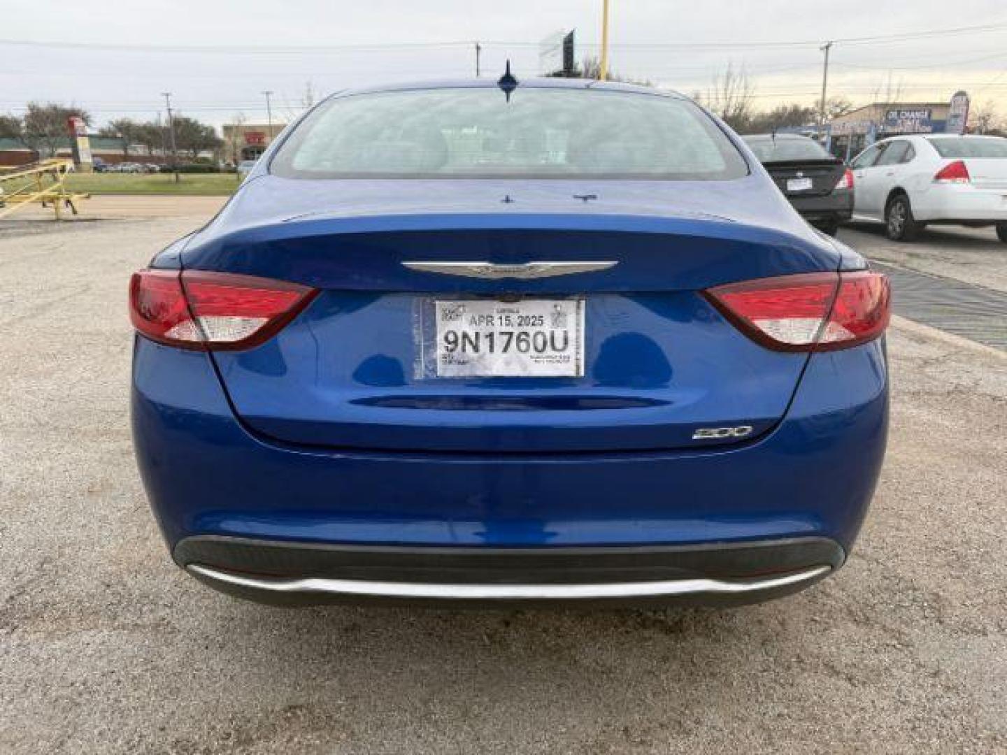 2016 BLUE Chrysler 200 Limited (1C3CCCAB8GN) with an Pentastar 3.6L V-6 DOHC engine, located at 2715 W Pioneer Pkwy, Arlington, TX, 76013, (817) 265-9009, 32.710262, -97.153236 - Photo#8