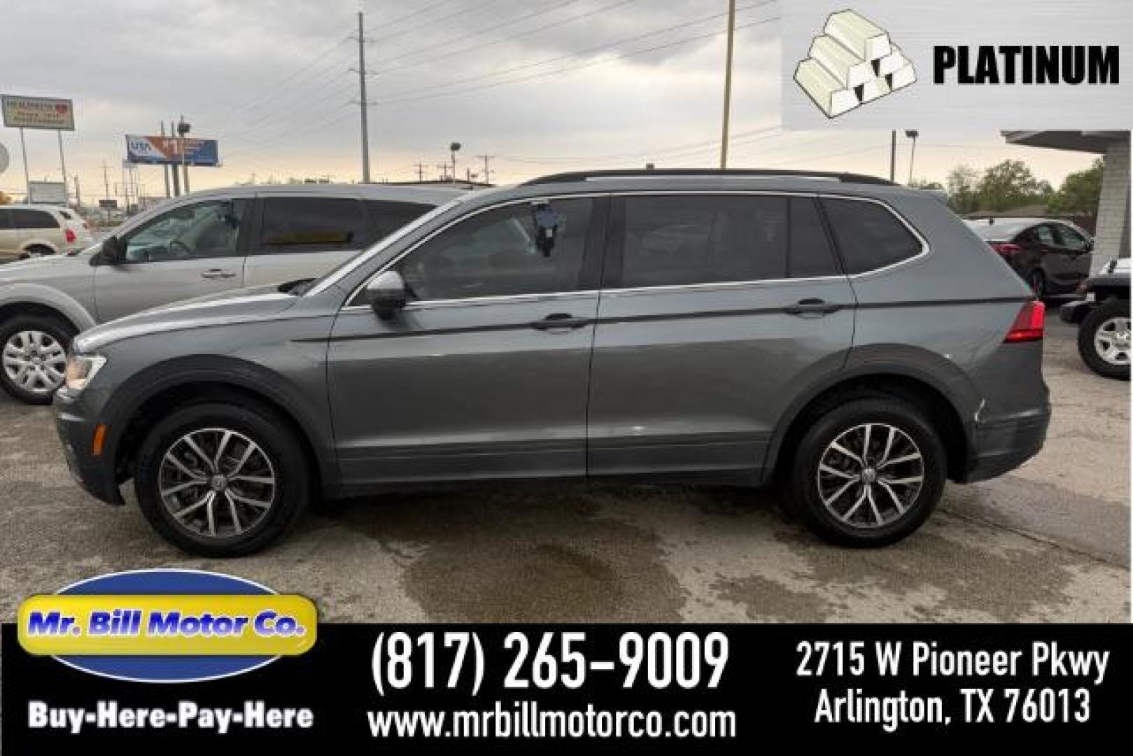 2019 Volkswagen Tiguan 2.0T SEL R-Line's photo