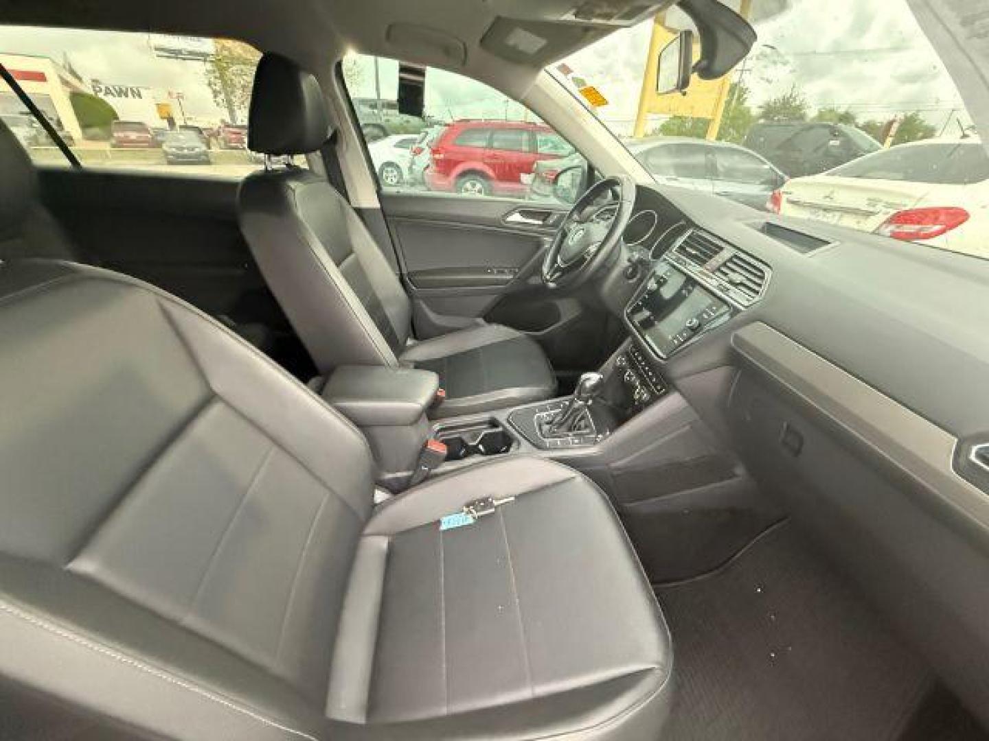 2019 GRAY Volkswagen Tiguan SE (3VV3B7AX9KM) with an 2.0L L4 DOHC 16V TUR engine, 8-Speed Automatic transmission, located at 2715 W Pioneer Pkwy, Arlington, TX, 76013, (817) 265-9009, 32.710262, -97.153236 - Photo#11