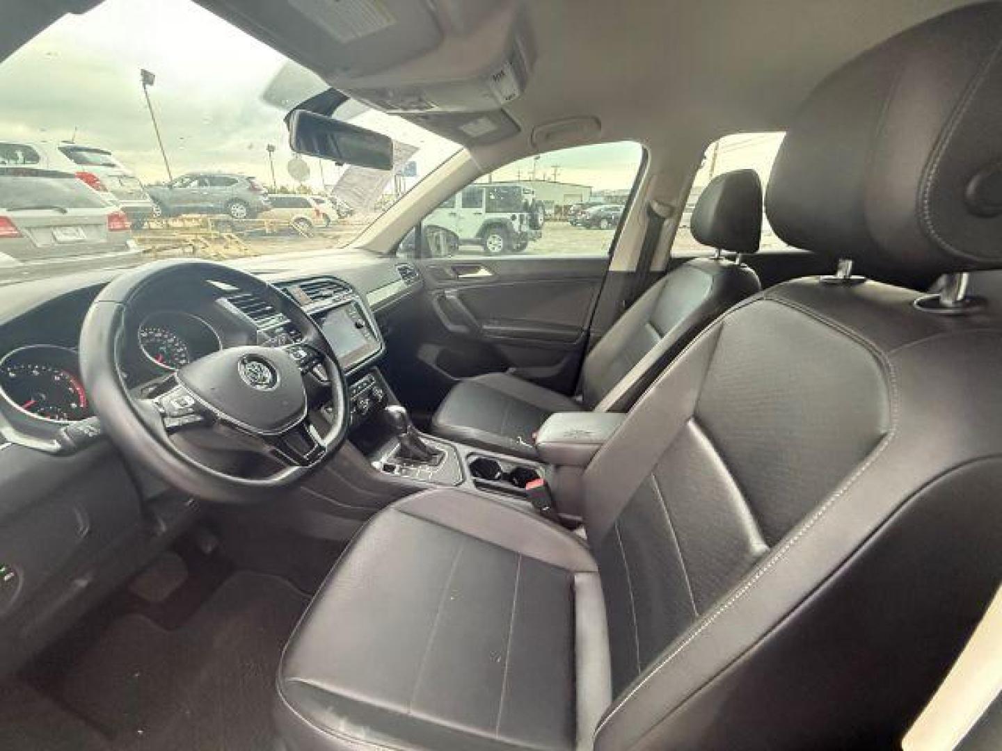2019 GRAY Volkswagen Tiguan SE (3VV3B7AX9KM) with an 2.0L L4 DOHC 16V TUR engine, 8-Speed Automatic transmission, located at 2715 W Pioneer Pkwy, Arlington, TX, 76013, (817) 265-9009, 32.710262, -97.153236 - Photo#15