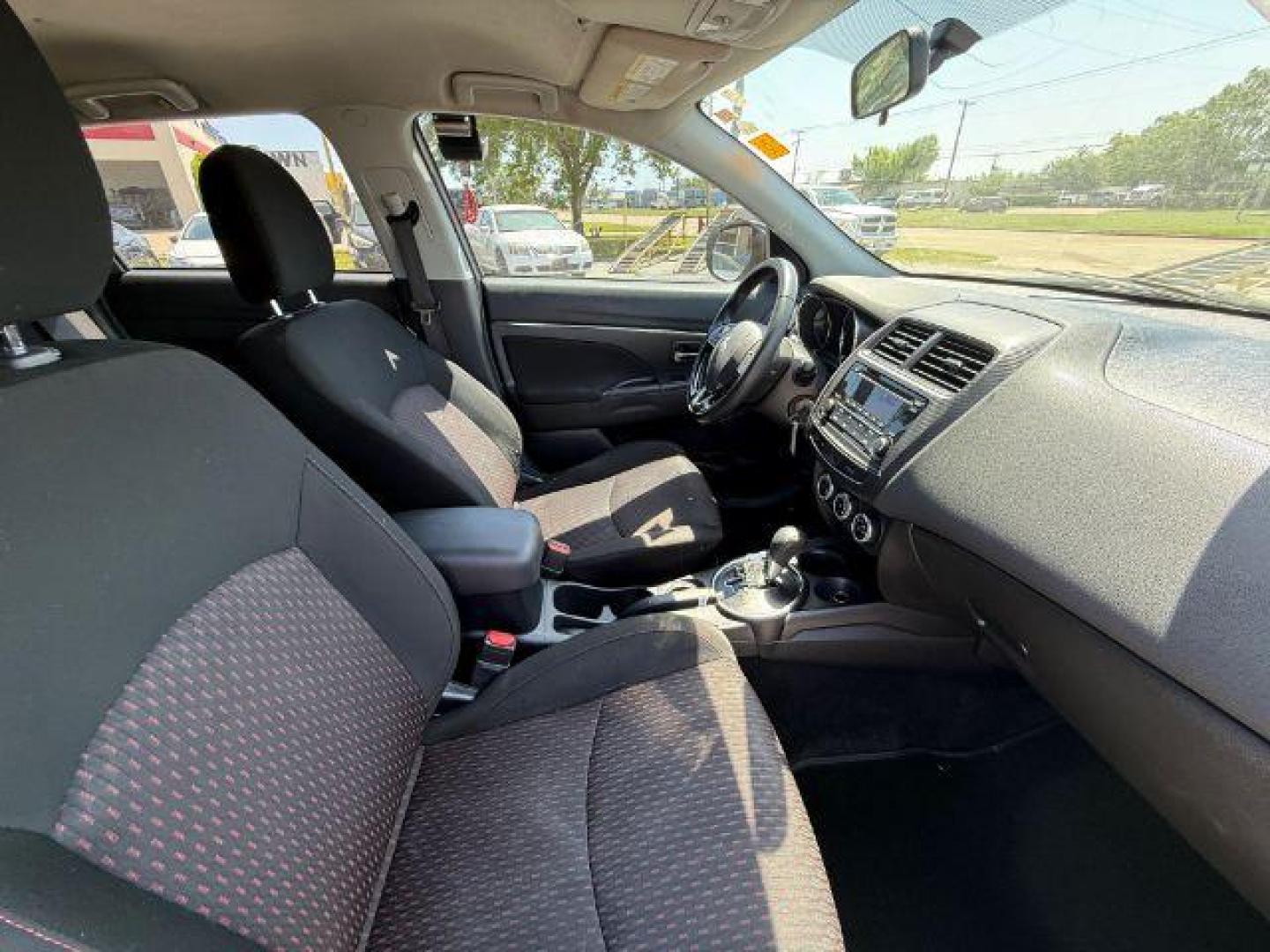 2017 SILVER Mitsubishi Outlander Sport 2.0 ES (JA4AP3AU1HZ) with an 2L I-4 DOHC engine, located at 2715 W Pioneer Pkwy, Arlington, TX, 76013, (817) 265-9009, 32.710262, -97.153236 - Photo#11