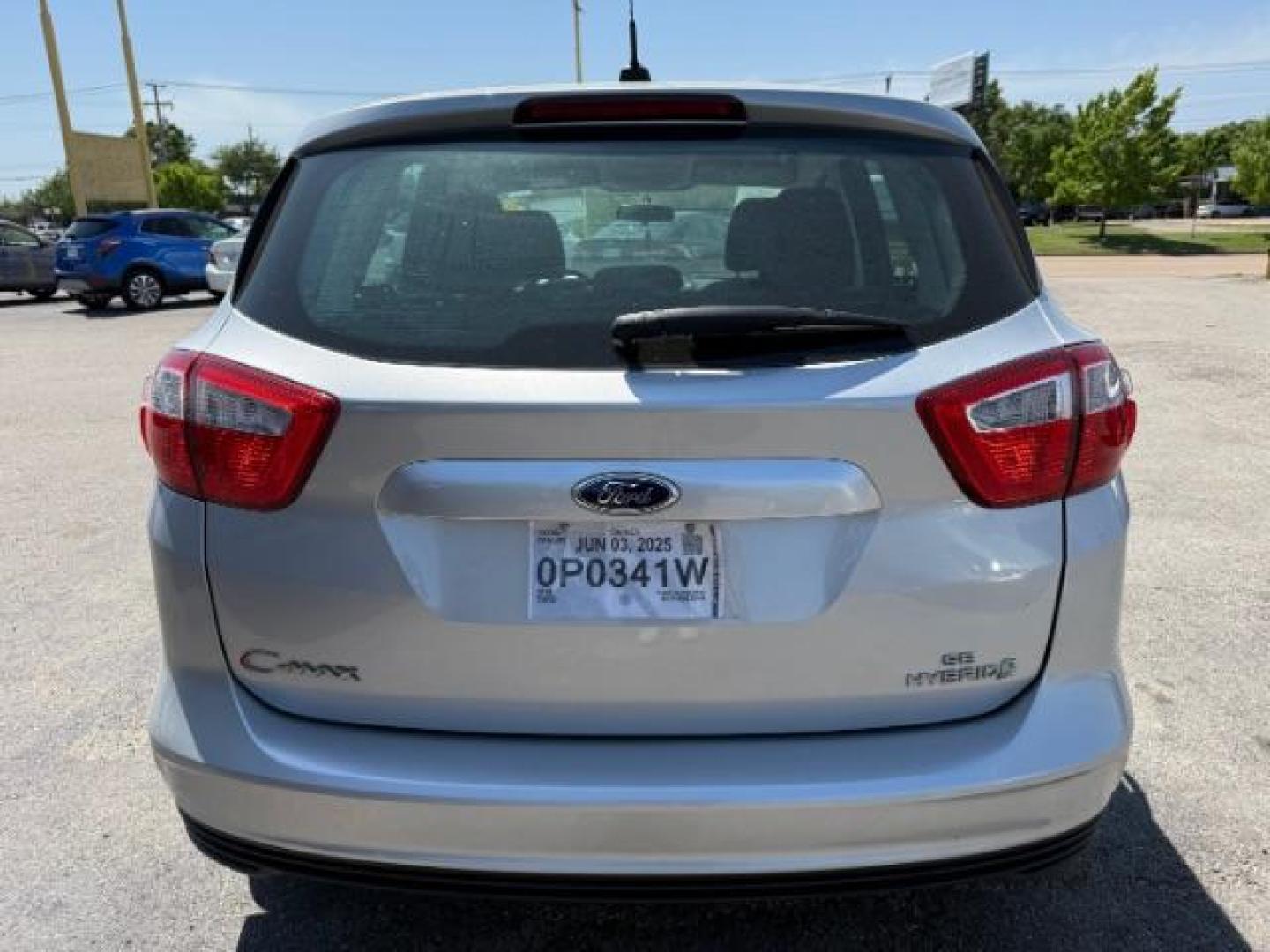 2016 SILVER Ford C-Max Hybrid SE (1FADP5AU1GL) with an 2L I-4 DOHC engine, located at 2715 W Pioneer Pkwy, Arlington, TX, 76013, (817) 265-9009, 32.710262, -97.153236 - Photo#2