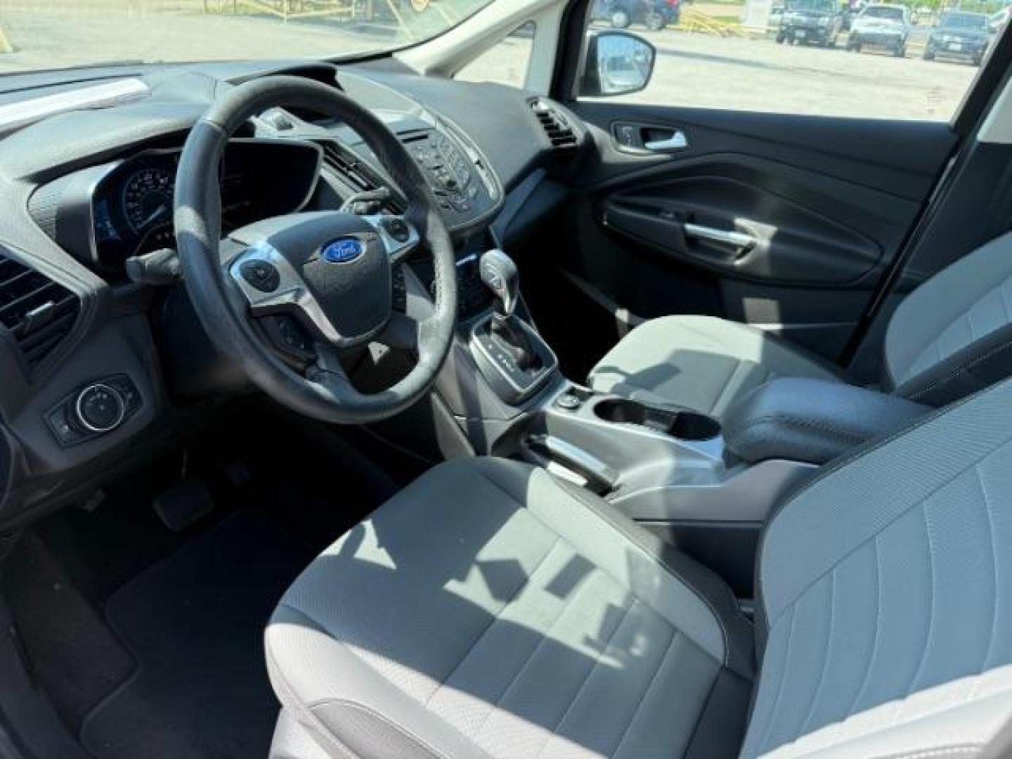 2016 SILVER Ford C-Max Hybrid SE (1FADP5AU1GL) with an 2L I-4 DOHC engine, located at 2715 W Pioneer Pkwy, Arlington, TX, 76013, (817) 265-9009, 32.710262, -97.153236 - Photo#12