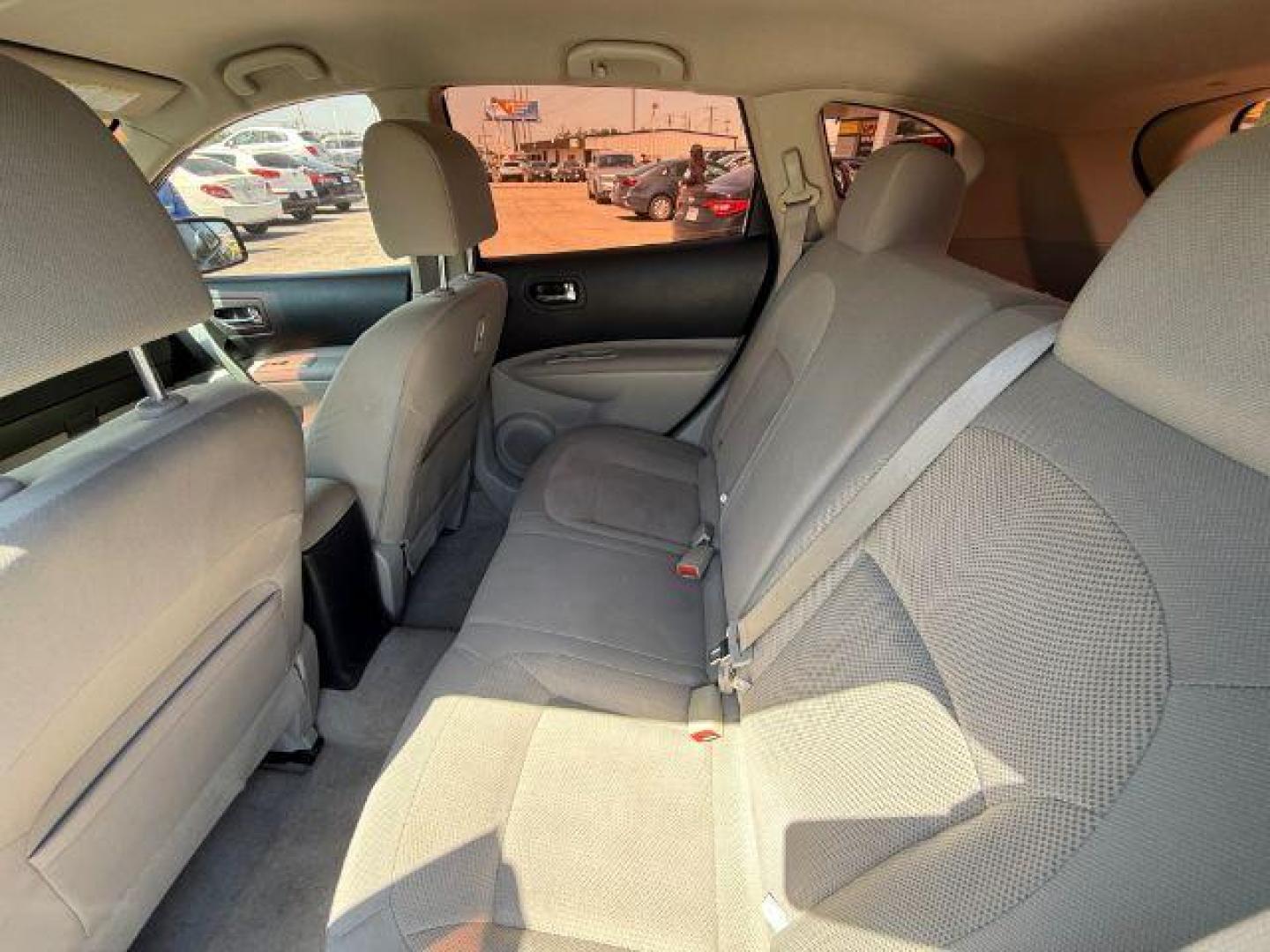 2015 PURPLE Nissan Rogue Select S (JN8AS5MT2FW) with an 2.5L I-4 DOHC engine, located at 2715 W Pioneer Pkwy, Arlington, TX, 76013, (817) 265-9009, 32.710262, -97.153236 - Photo#12
