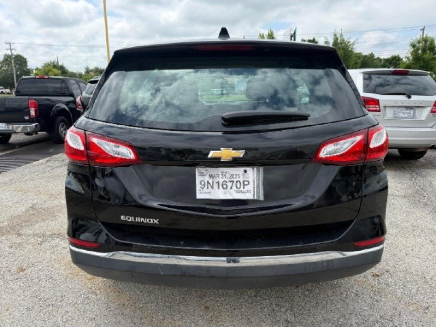 2018 BLACK Chevrolet Equinox LS 2WD (3GNAXHEV3JL) with an 1.5L L4 DOHC 16V TUR engine, 6-Speed Automatic transmission, located at 2715 W Pioneer Pkwy, Arlington, TX, 76013, (817) 265-9009, 32.710262, -97.153236- Photo#6