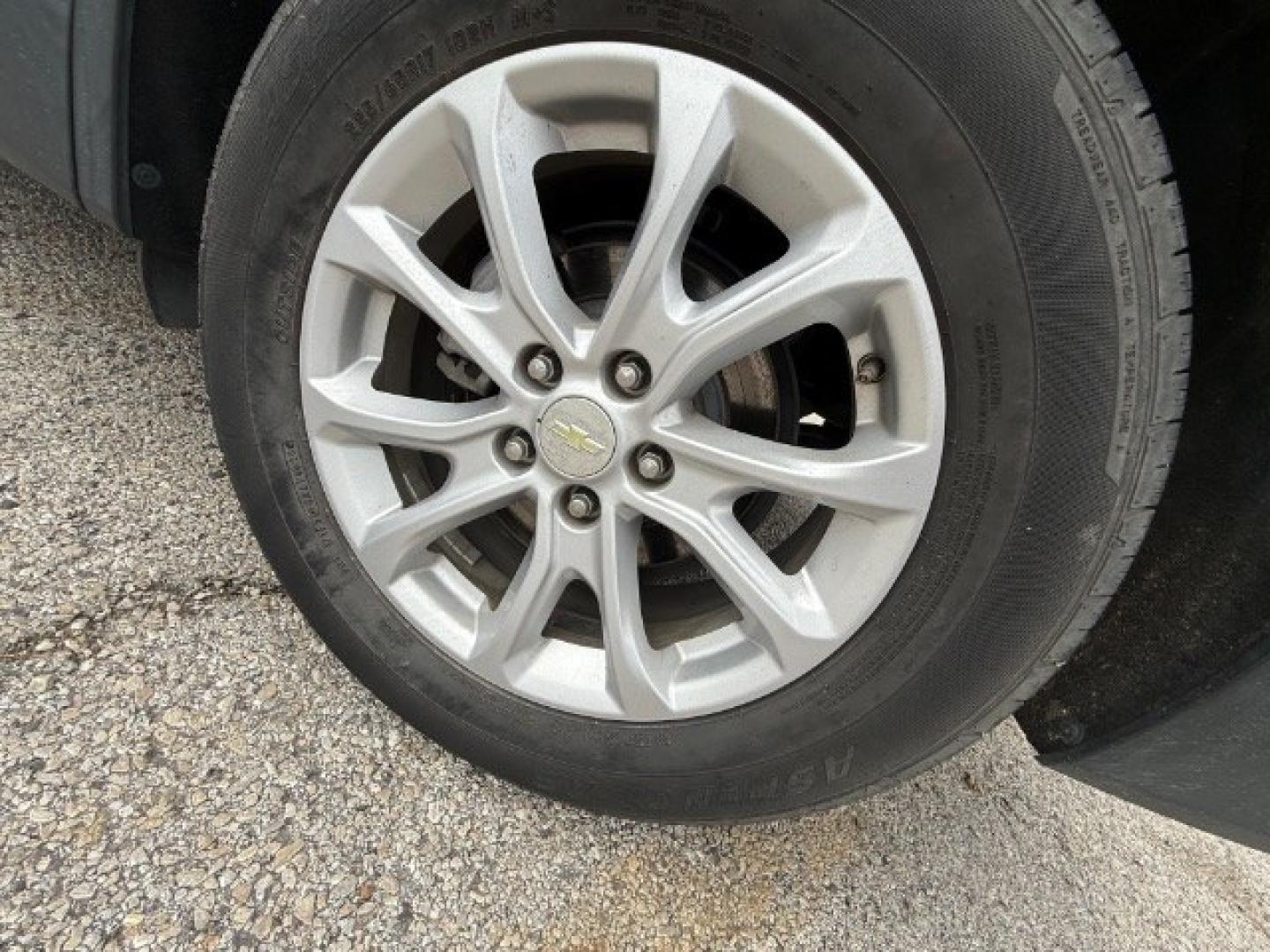 2018 BLACK Chevrolet Equinox LS 2WD (3GNAXHEV3JL) with an 1.5L L4 DOHC 16V TUR engine, 6-Speed Automatic transmission, located at 2715 W Pioneer Pkwy, Arlington, TX, 76013, (817) 265-9009, 32.710262, -97.153236- Photo#9