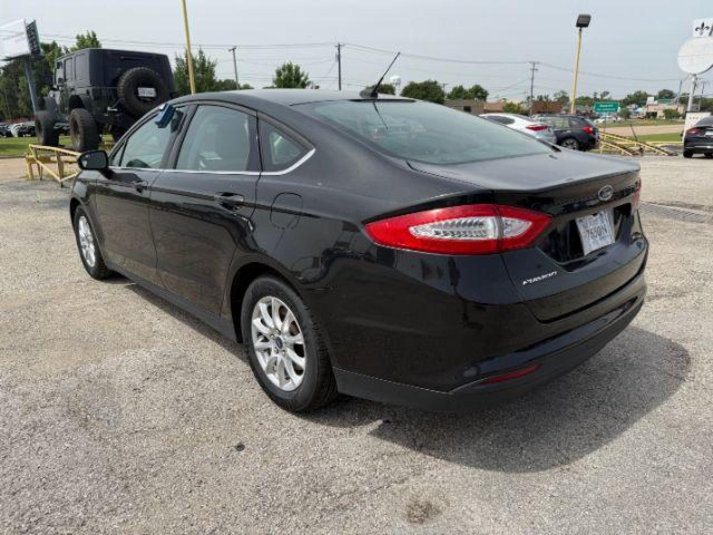 2015 BLACK Ford Fusion S (3FA6P0G78FR) with an Duratec 2.5L I-4 DOHC engine, located at 2715 W Pioneer Pkwy, Arlington, TX, 76013, (817) 265-9009, 32.710262, -97.153236 - Photo#9