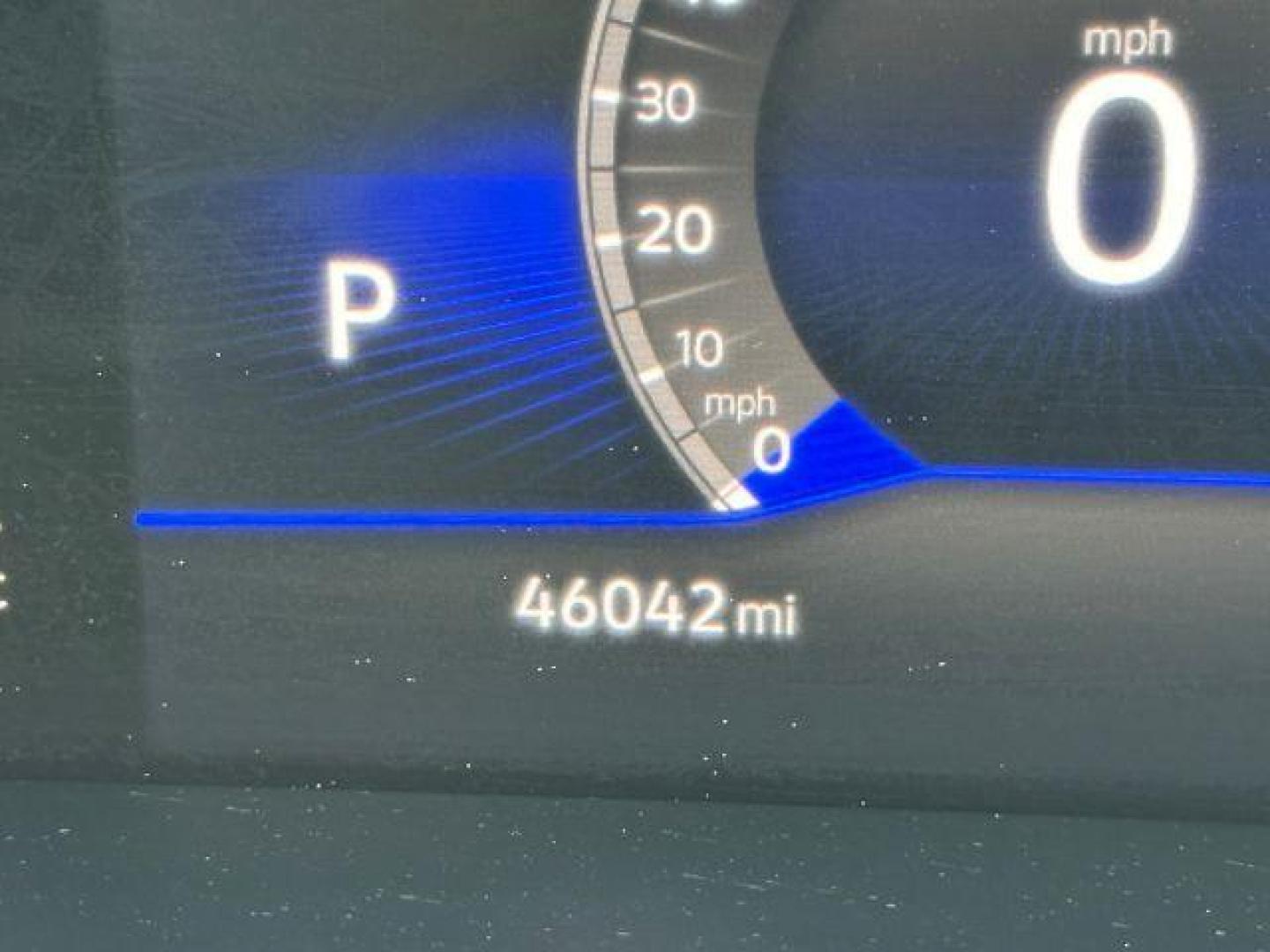 2022 WHITE Volkswagen Tiguan 2.0T S (3VV1B7AX5NM) with an 2L I-4 gasoline direct injection engine, located at 2715 W Pioneer Pkwy, Arlington, TX, 76013, (817) 265-9009, 32.710262, -97.153236 - Photo#1