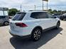 2022 WHITE Volkswagen Tiguan 2.0T S (3VV1B7AX5NM) with an 2L I-4 gasoline direct injection engine, located at 2715 W Pioneer Pkwy, Arlington, TX, 76013, (817) 265-9009, 32.710262, -97.153236 - Photo#7