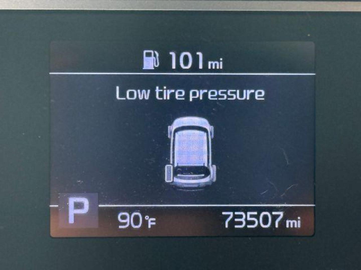 2021 ORANGE Kia Soul LX (KNDJ23AU8M7) with an 2L I-4 DOHC engine, located at 2715 W Pioneer Pkwy, Arlington, TX, 76013, (817) 265-9009, 32.710262, -97.153236 - Photo#1