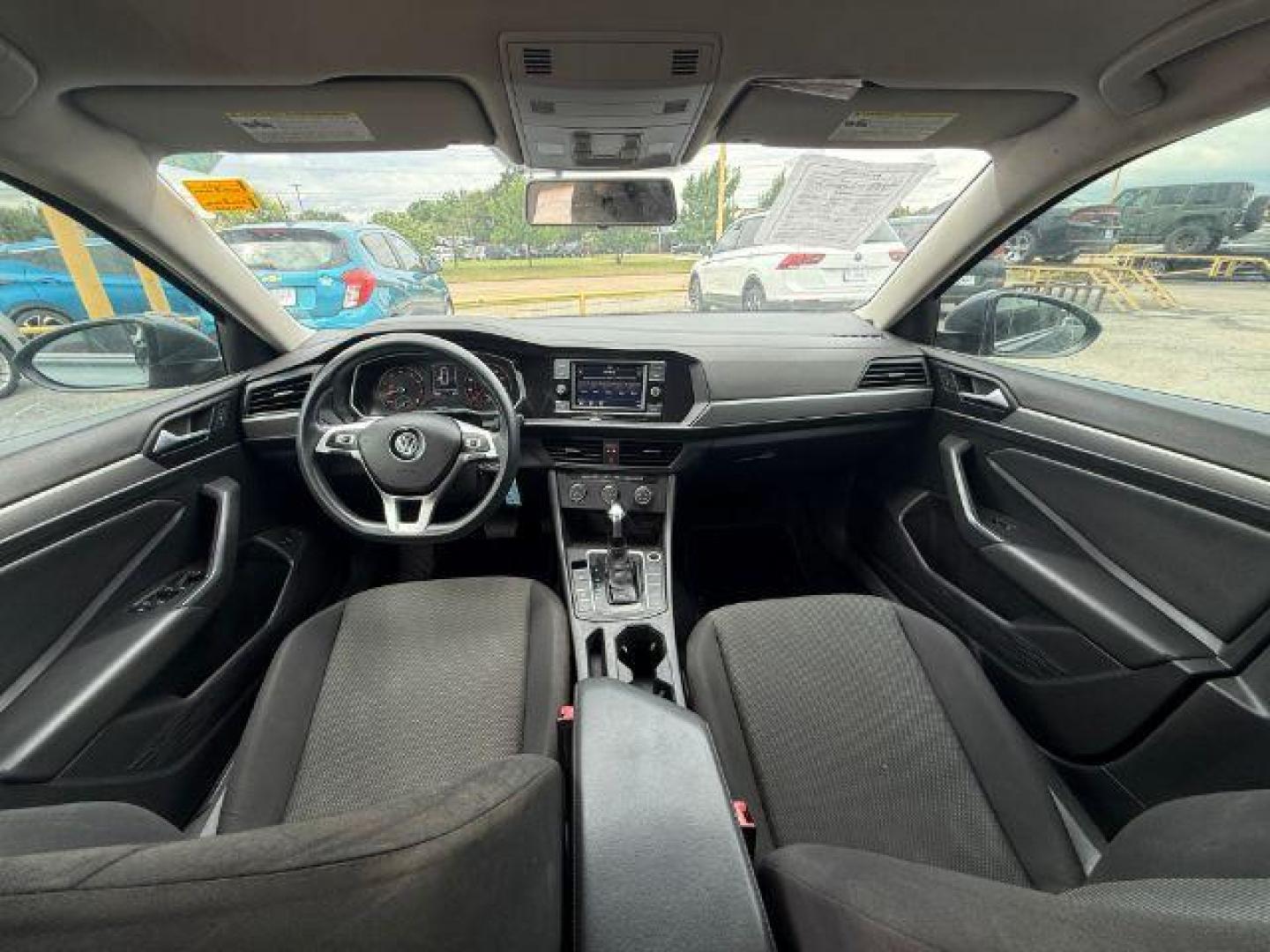 2019 GRAY Volkswagen Jetta 1.4T S | 1.4T SE | 1.4T R-Line (3VWCB7BU5KM) with an 1.4L I-4 gasoline direct injection engine, located at 2715 W Pioneer Pkwy, Arlington, TX, 76013, (817) 265-9009, 32.710262, -97.153236 - Photo#13