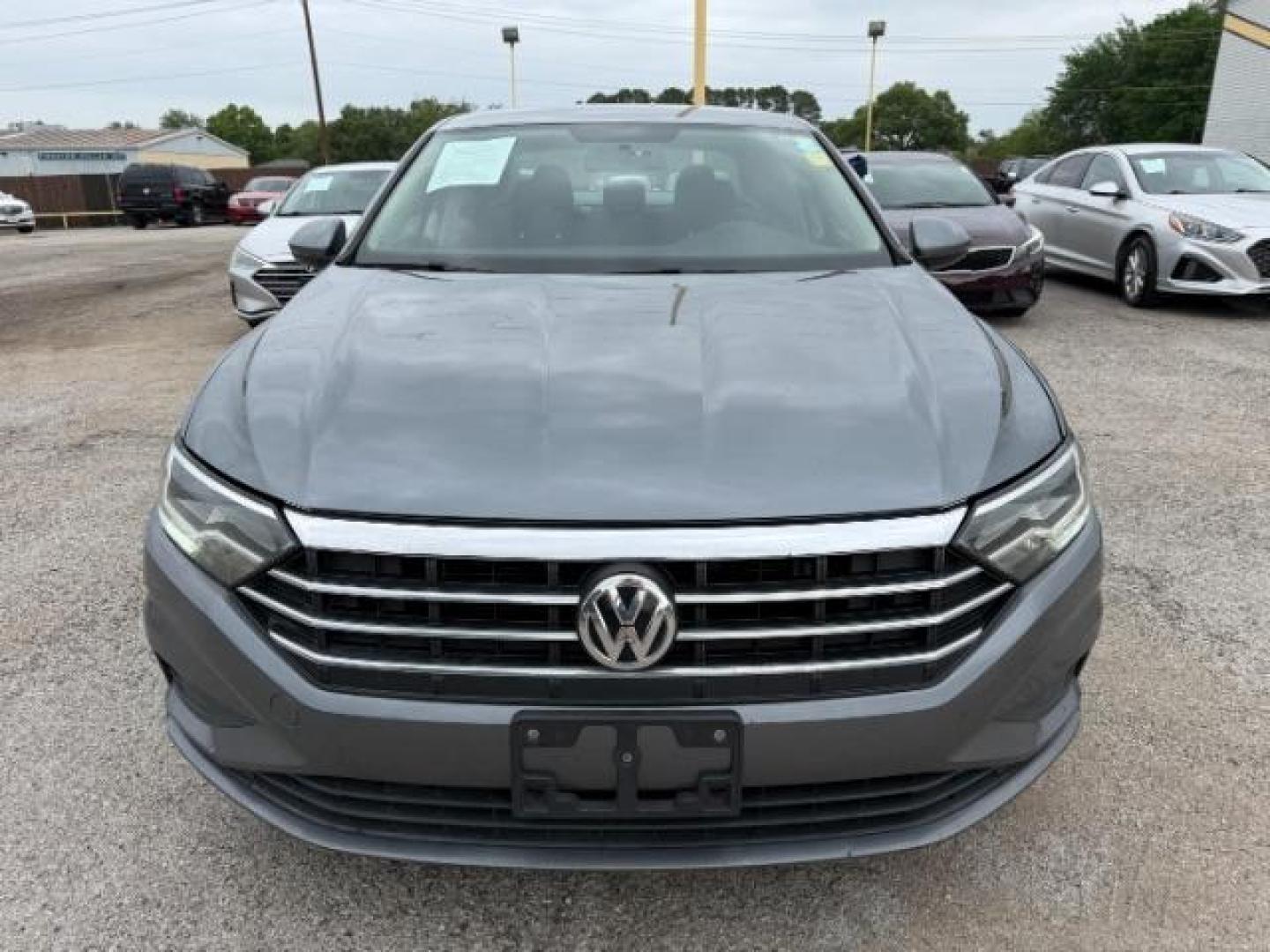 2019 GRAY Volkswagen Jetta 1.4T S | 1.4T SE | 1 (3VWCB7BU5KM) with an 1.4L I-4 gasoline di engine, located at 2715 W Pioneer Pkwy, Arlington, TX, 76013, (817) 265-9009, 32.710262, -97.153236 - Photo#3