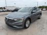 2019 GRAY Volkswagen Jetta 1.4T S | 1.4T SE | 1 (3VWCB7BU5KM) with an 1.4L I-4 gasoline di engine, located at 2715 W Pioneer Pkwy, Arlington, TX, 76013, (817) 265-9009, 32.710262, -97.153236 - Photo#4