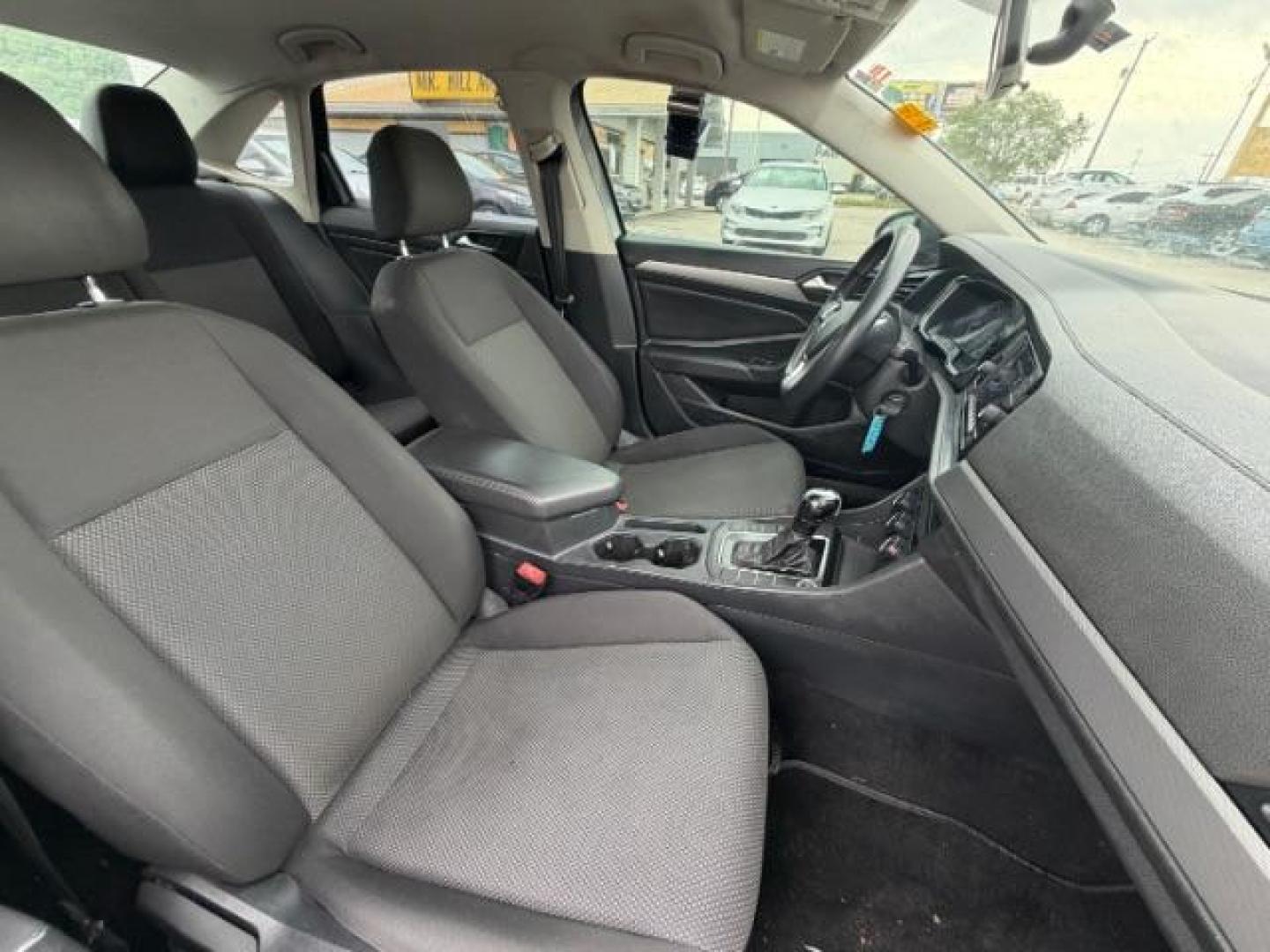 2019 GRAY Volkswagen Jetta 1.4T S | 1.4T SE | 1 (3VWCB7BU5KM) with an 1.4L I-4 gasoline di engine, located at 2715 W Pioneer Pkwy, Arlington, TX, 76013, (817) 265-9009, 32.710262, -97.153236 - Photo#11